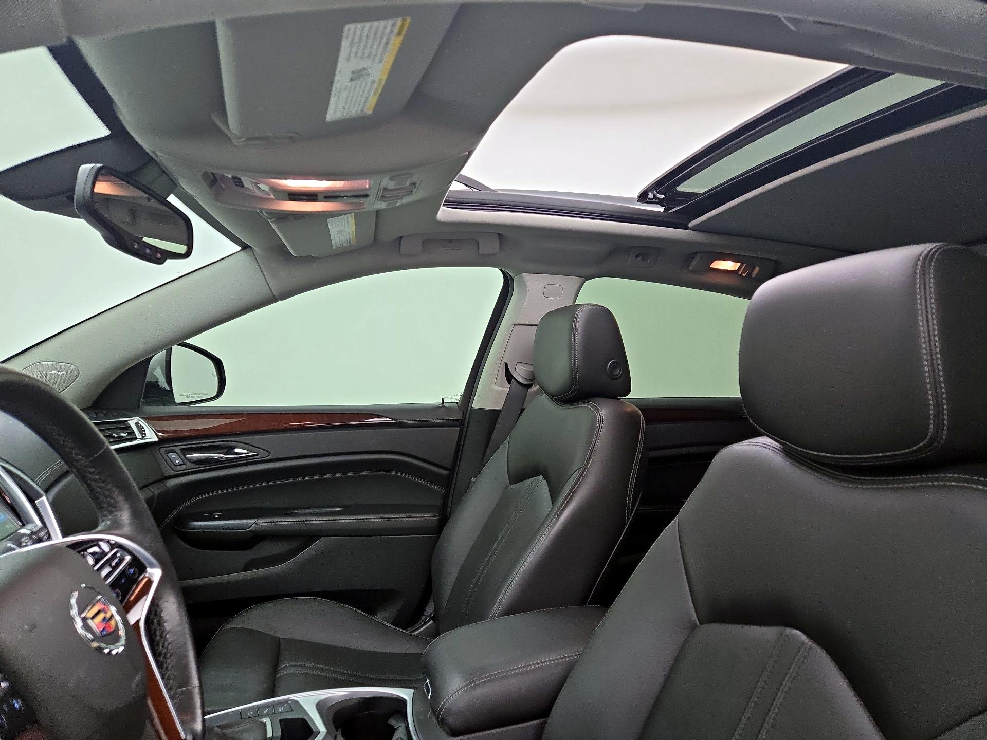 Thumbnail: 2015 Cadillac SRX - 19