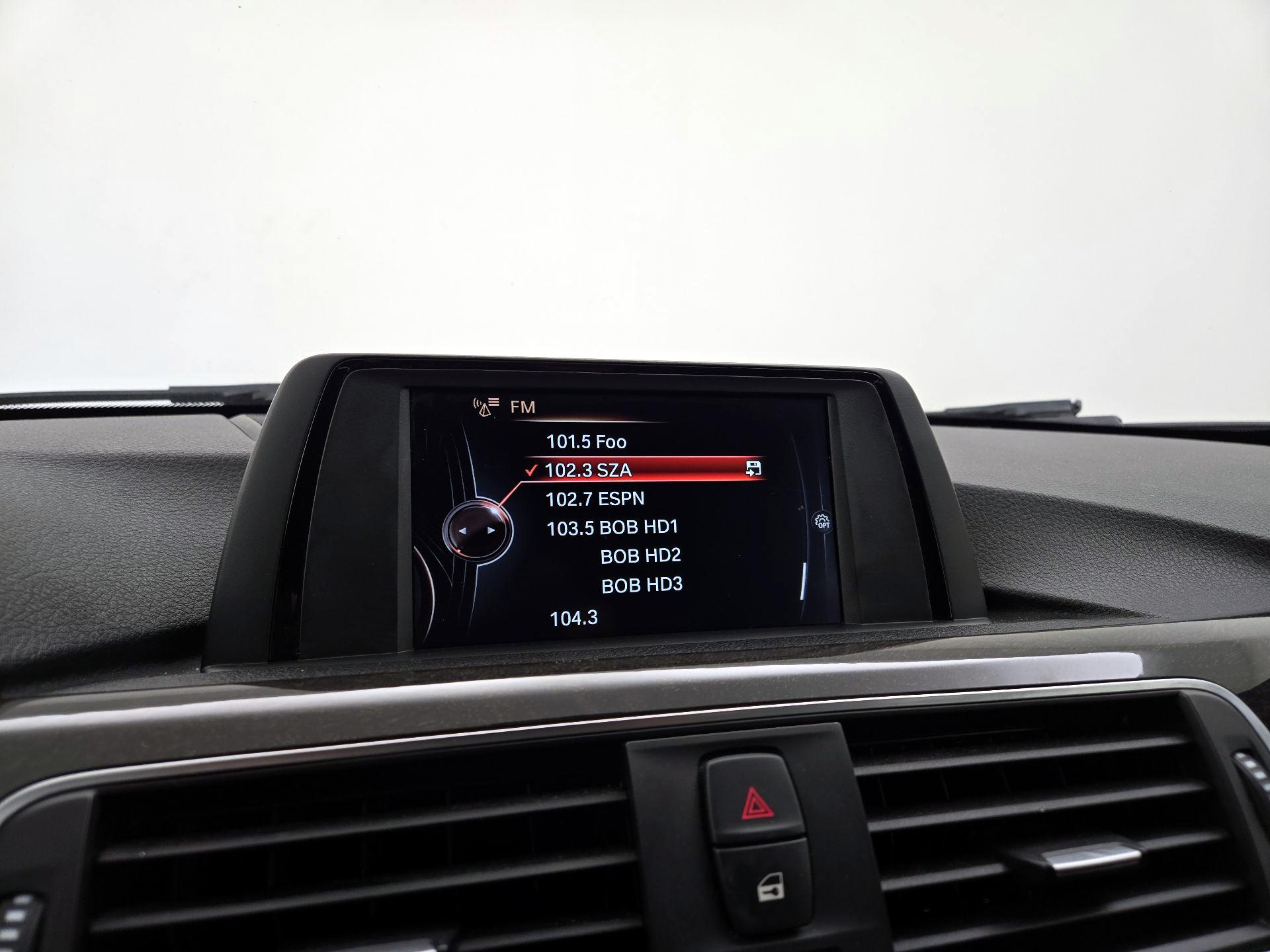 Thumbnail: 2017 BMW 3 Series - 15