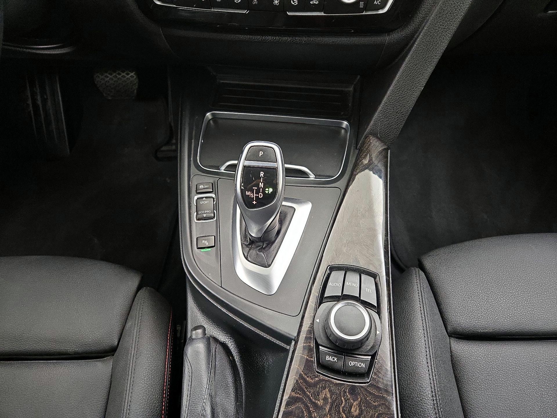 Thumbnail: 2017 BMW 3 Series - 17