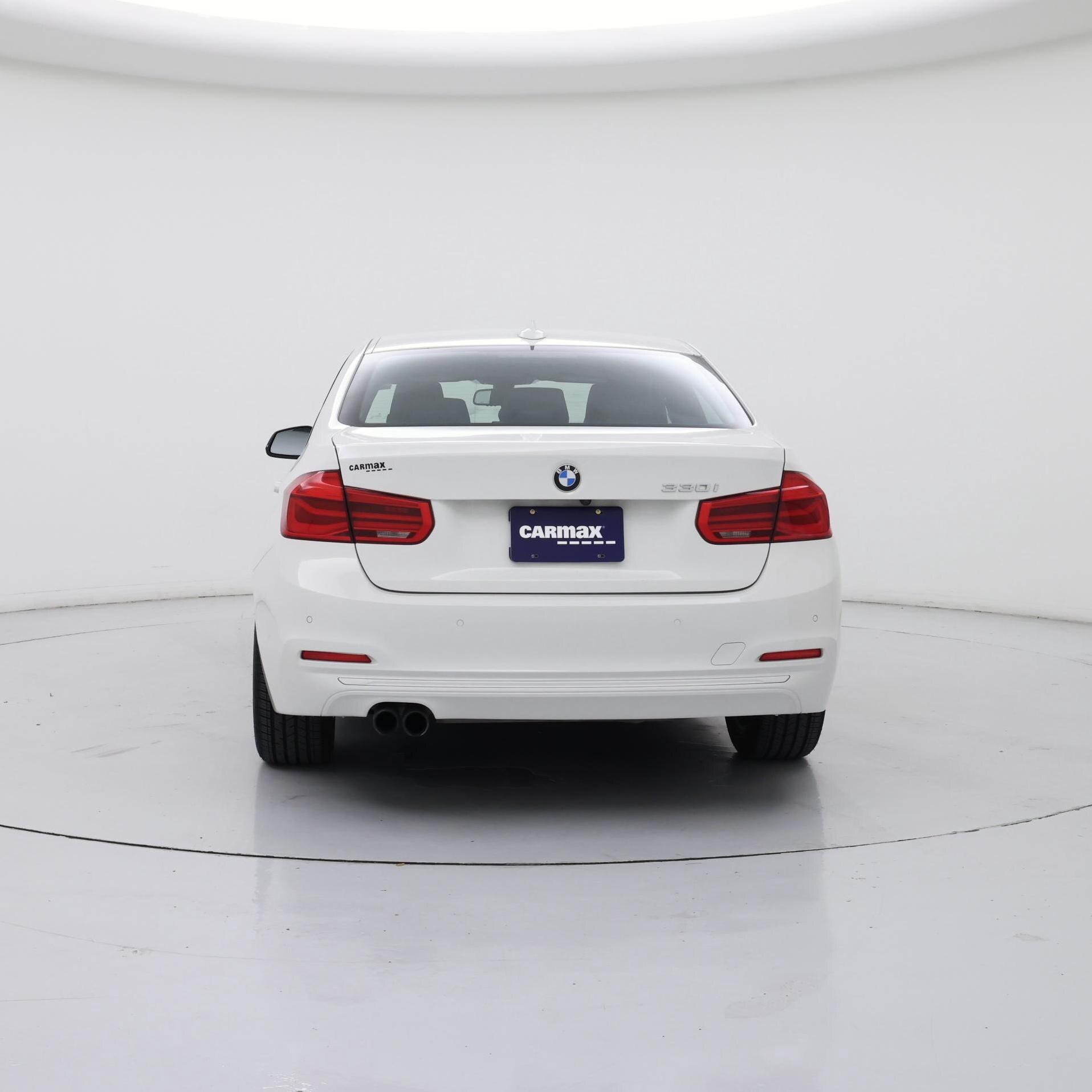 Thumbnail: 2017 BMW 3 Series - 6