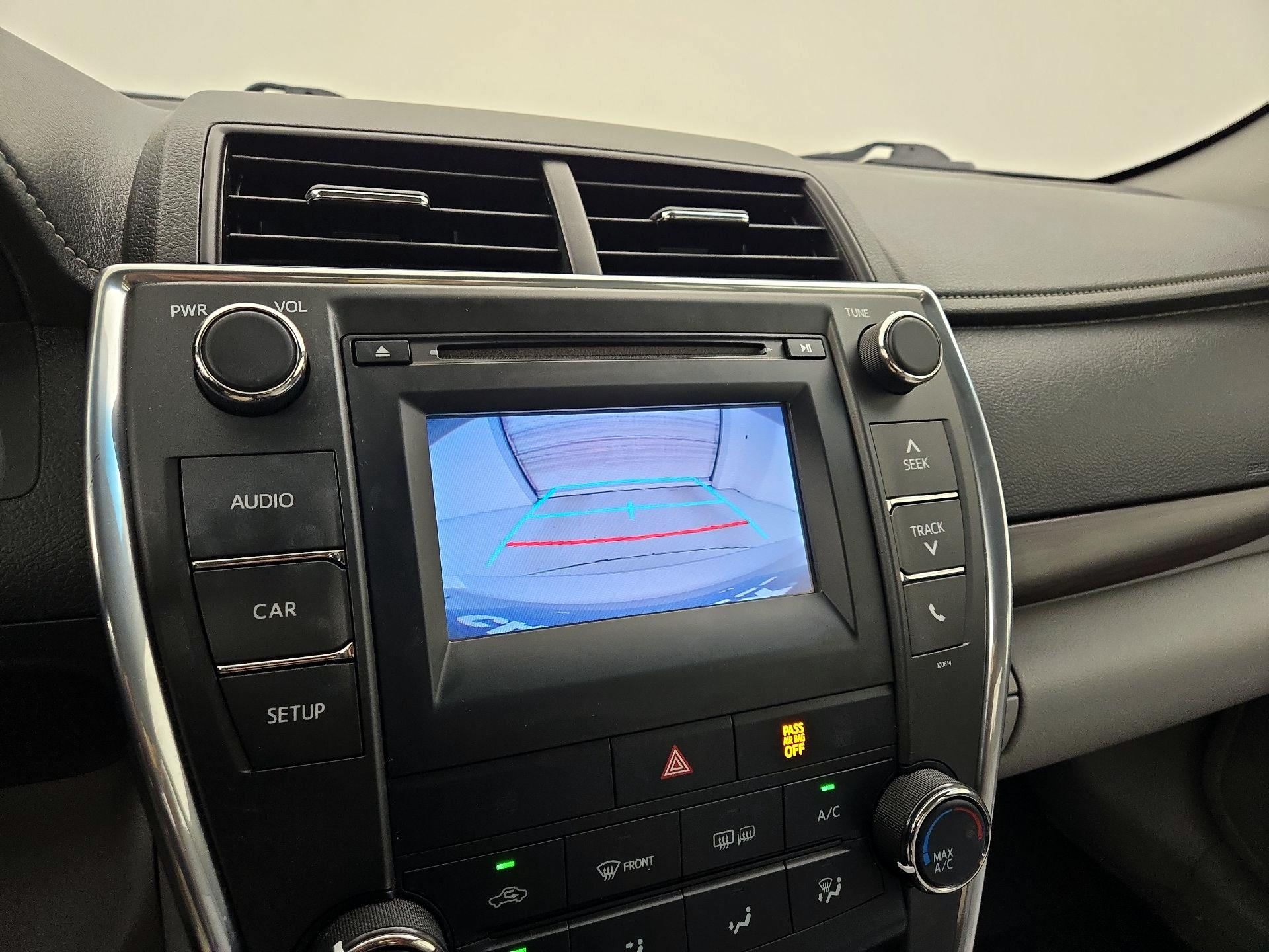 Thumbnail: 2017 Toyota Camry - 14