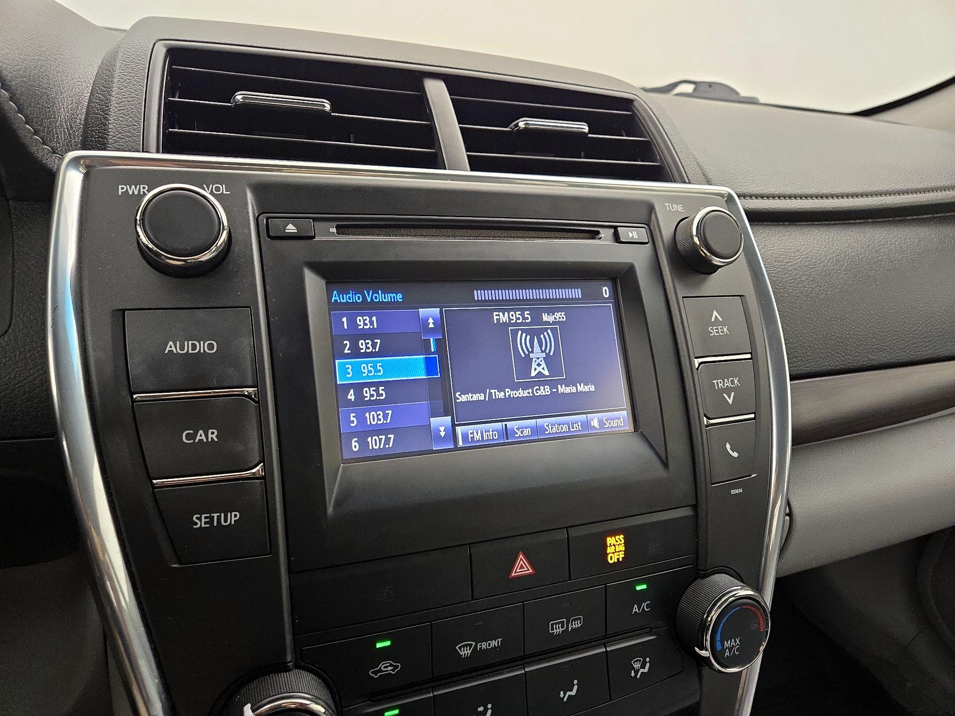 Thumbnail: 2017 Toyota Camry - 15