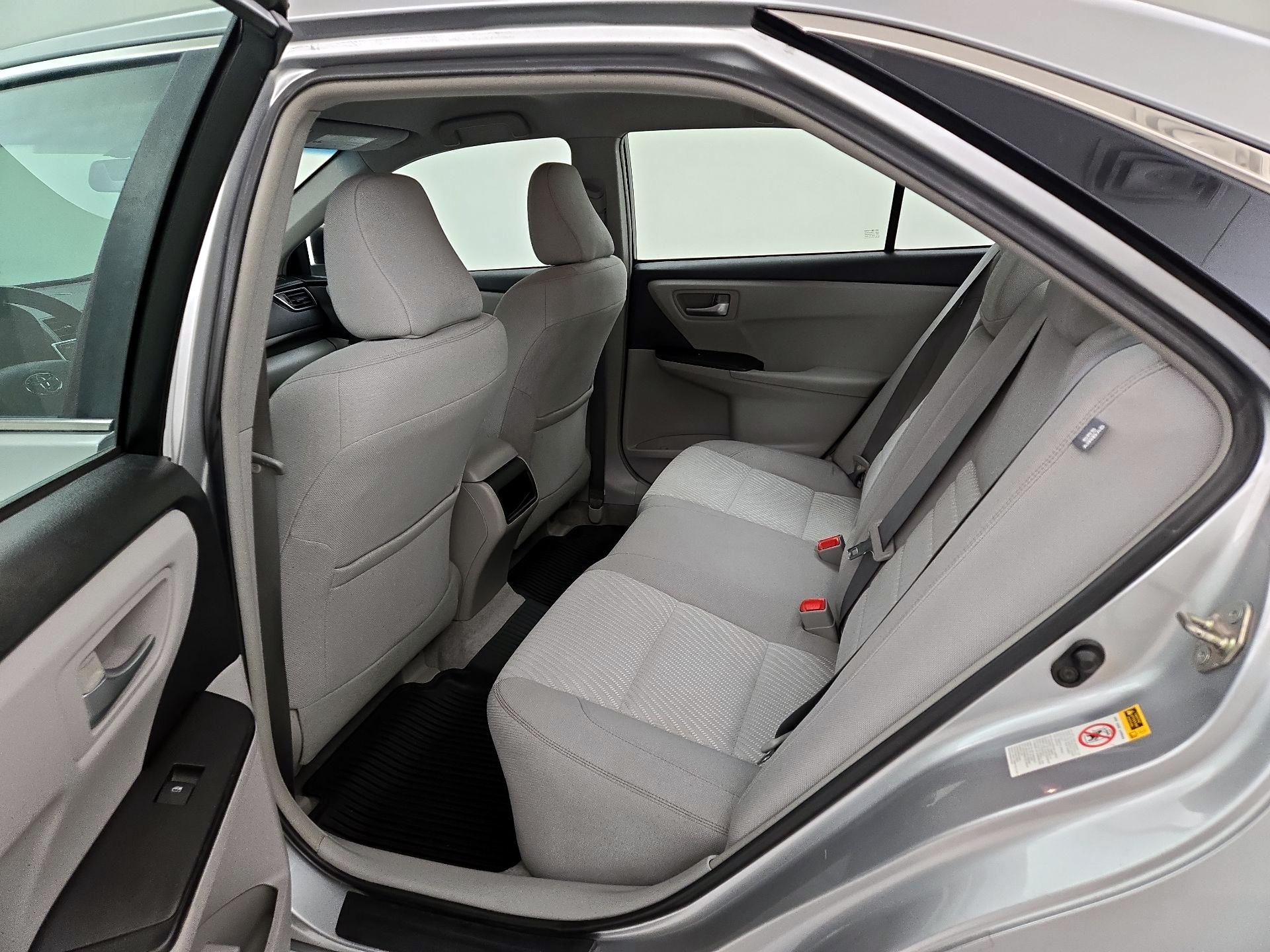 Thumbnail: 2017 Toyota Camry - 19