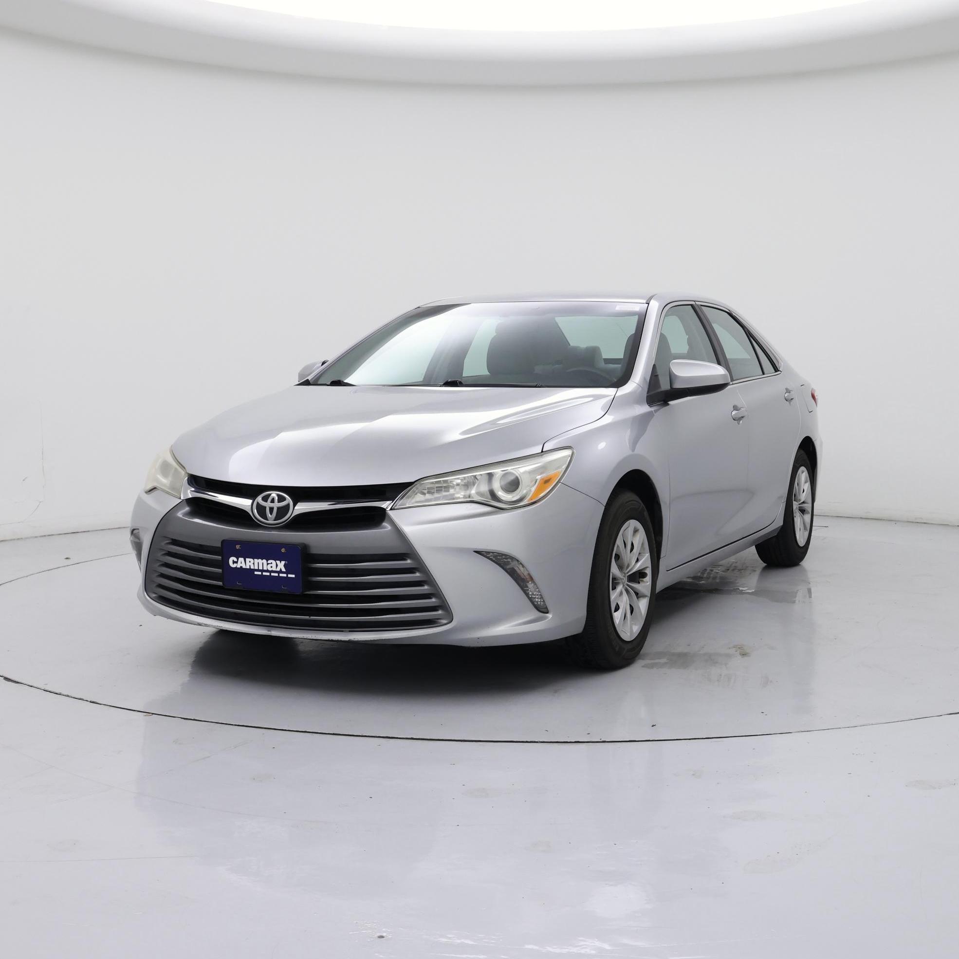 Thumbnail: 2017 Toyota Camry - 4