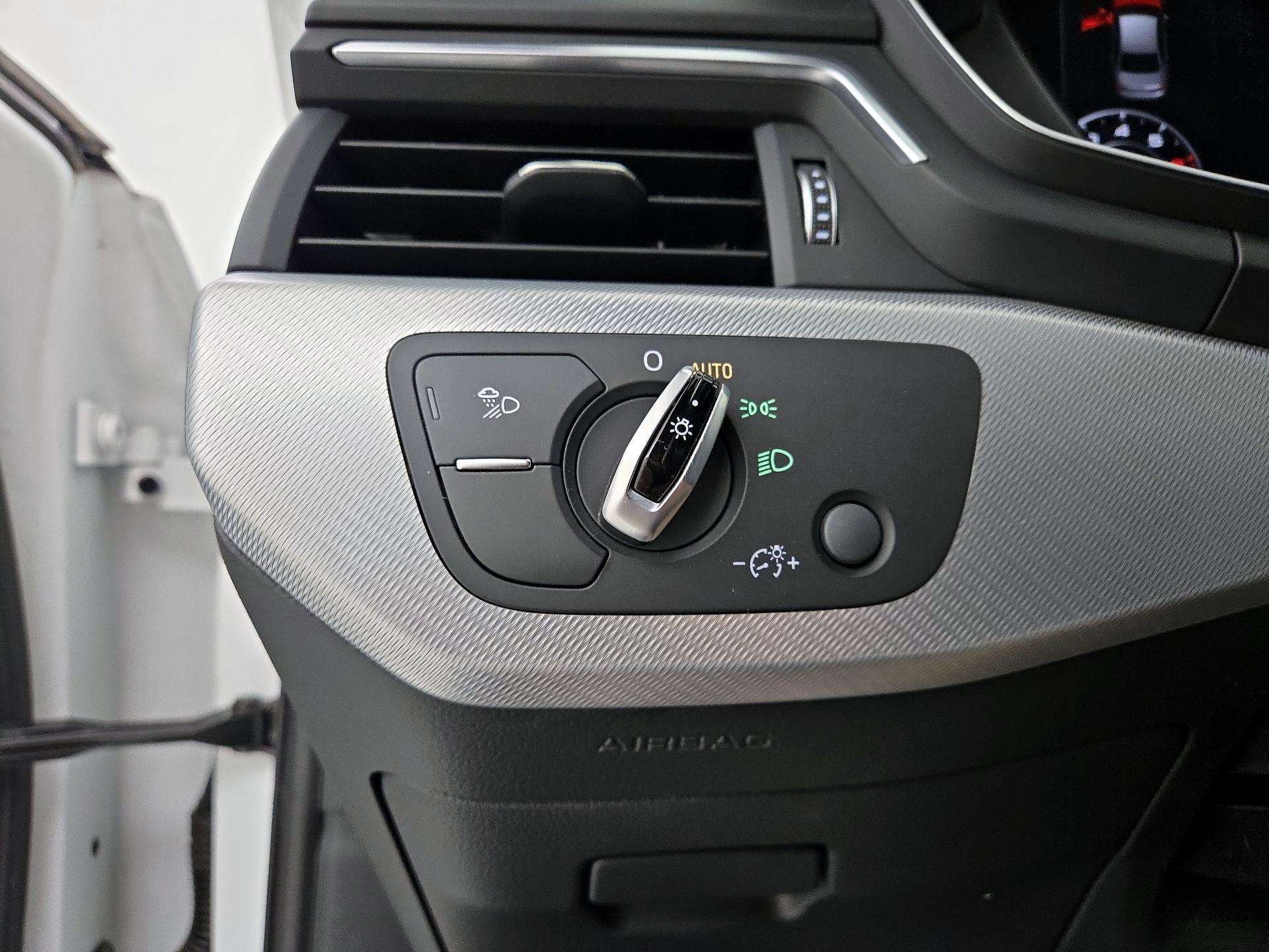 Thumbnail: 2018 Audi A4 - 13