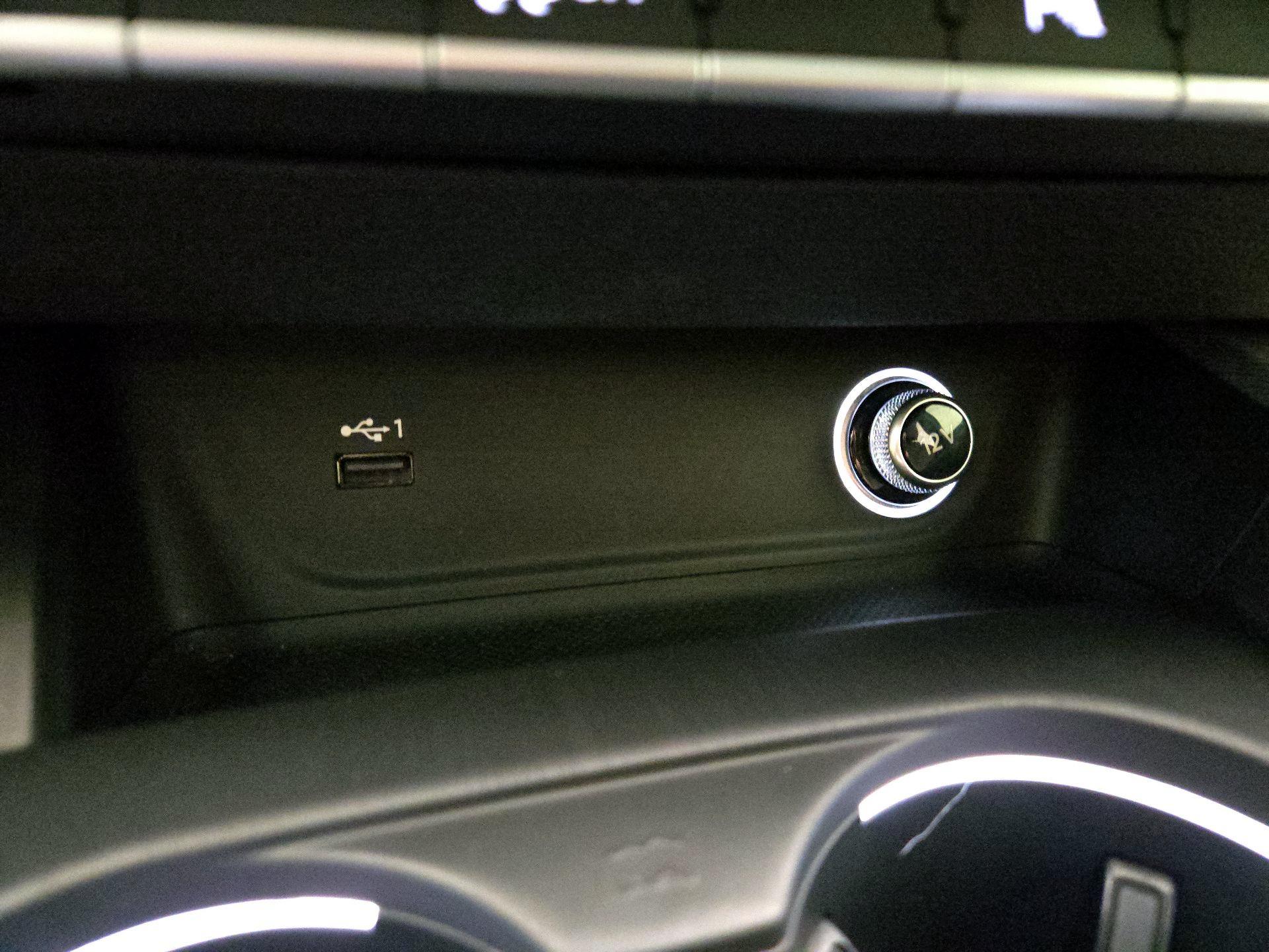 Thumbnail: 2018 Audi A4 - 19