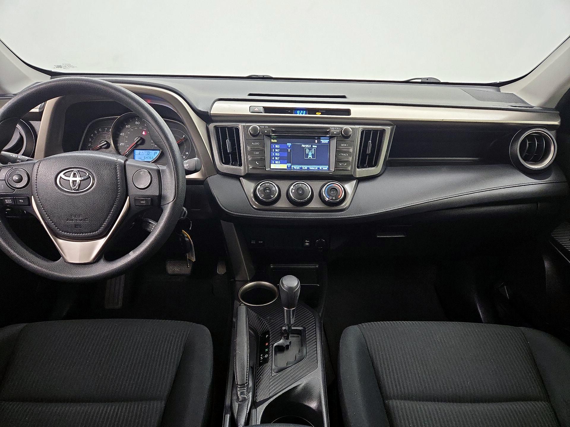 Thumbnail: 2015 Toyota RAV4 - 9