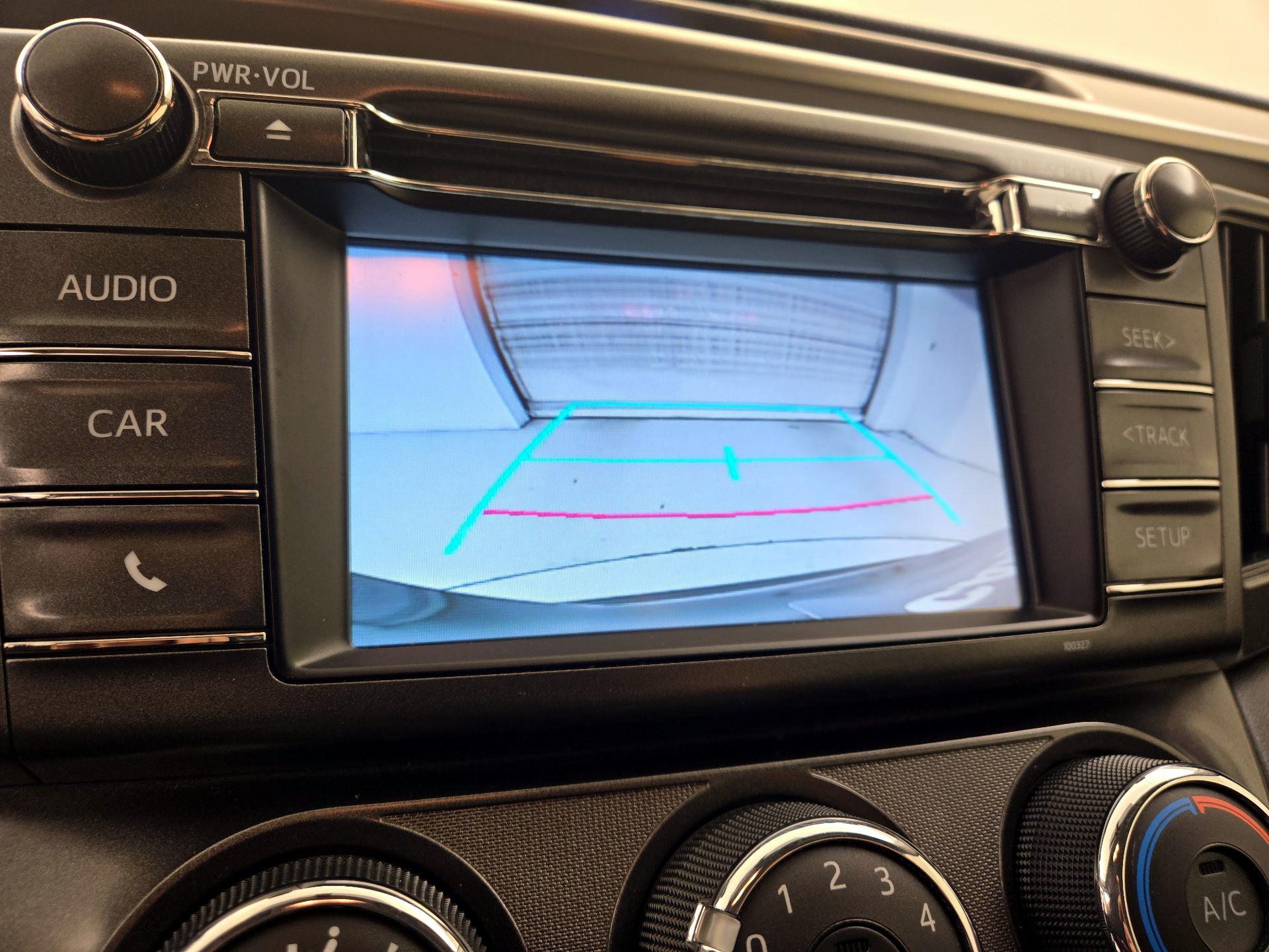 Thumbnail: 2015 Toyota RAV4 - 14