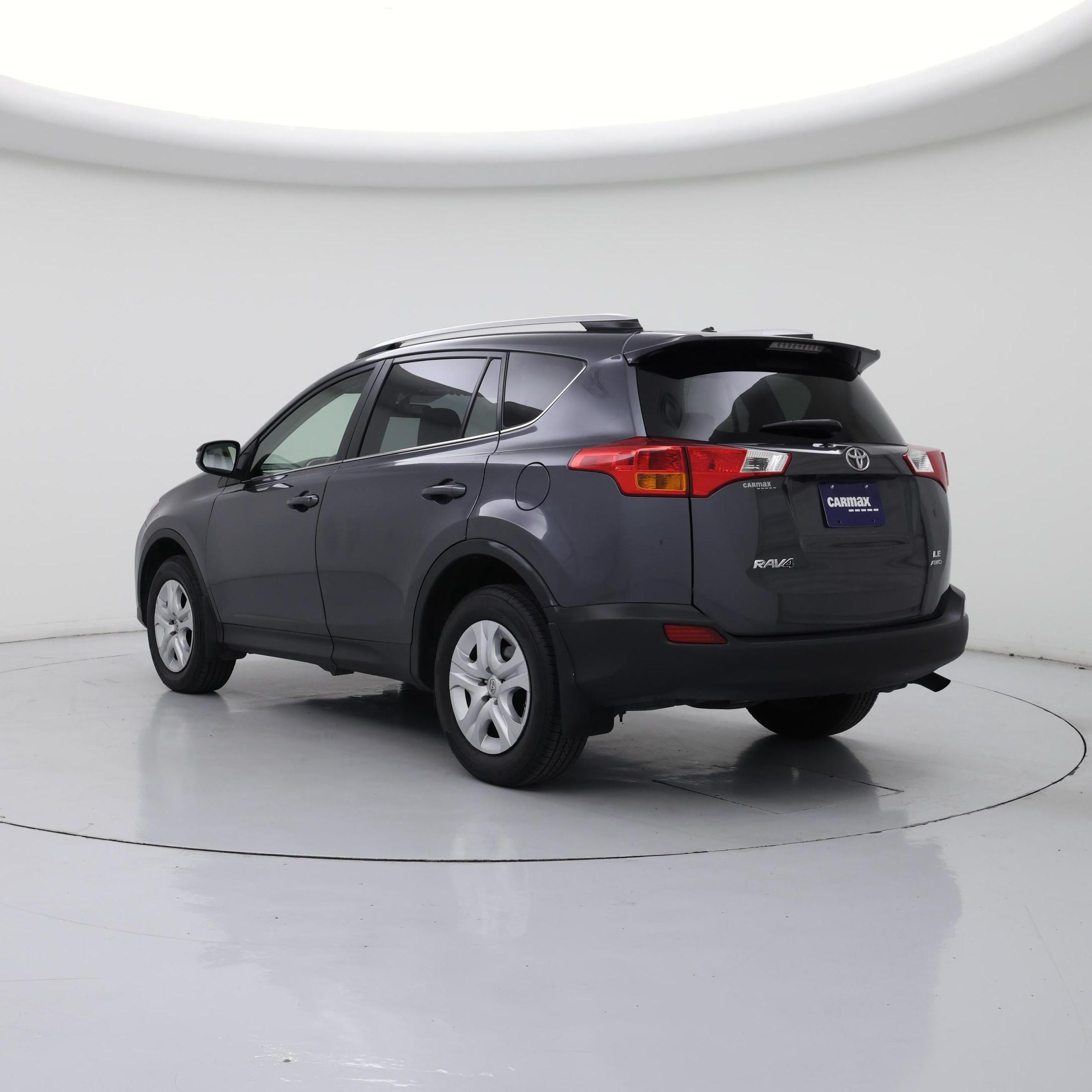 Thumbnail: 2015 Toyota RAV4 - 2