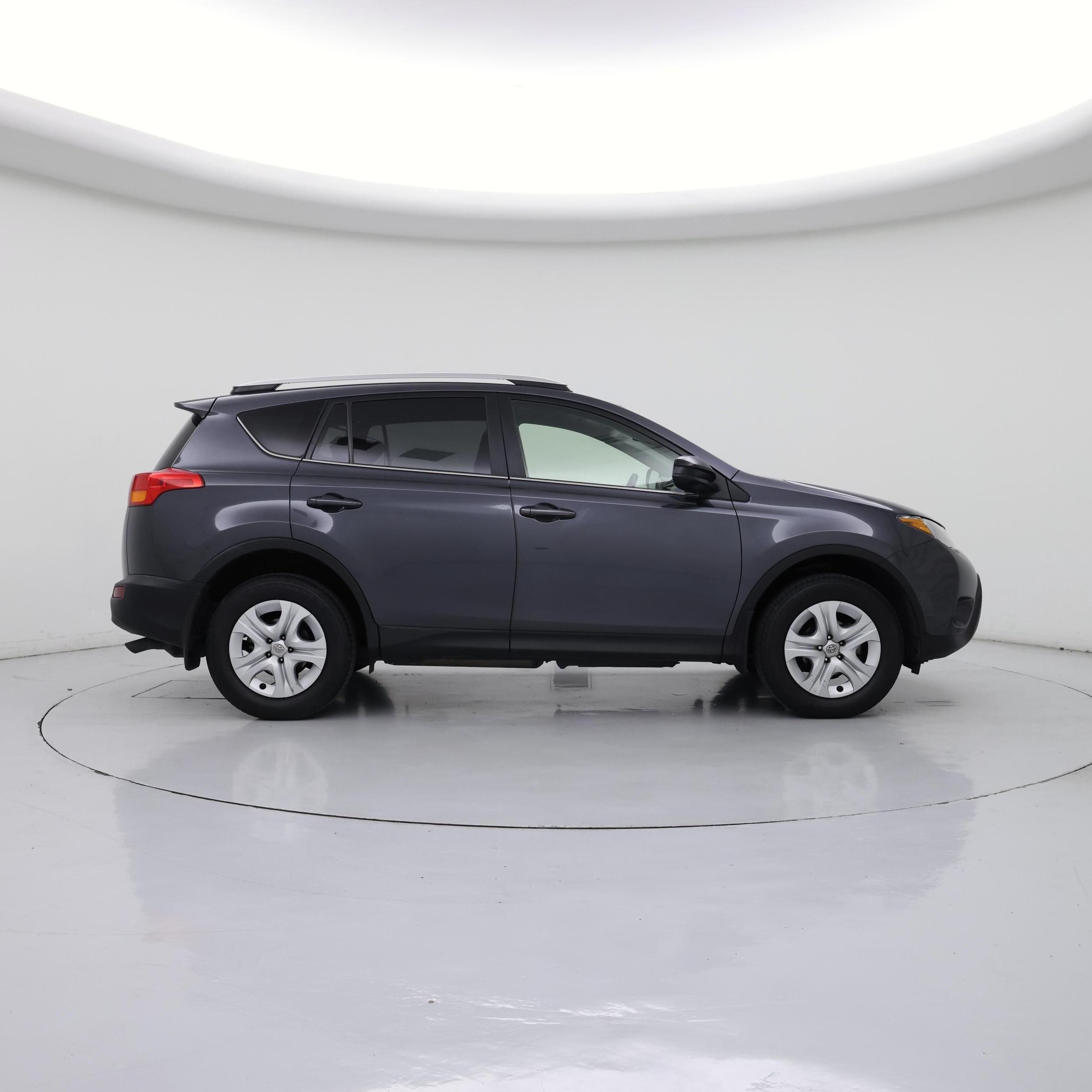 Thumbnail: 2015 Toyota RAV4 - 7