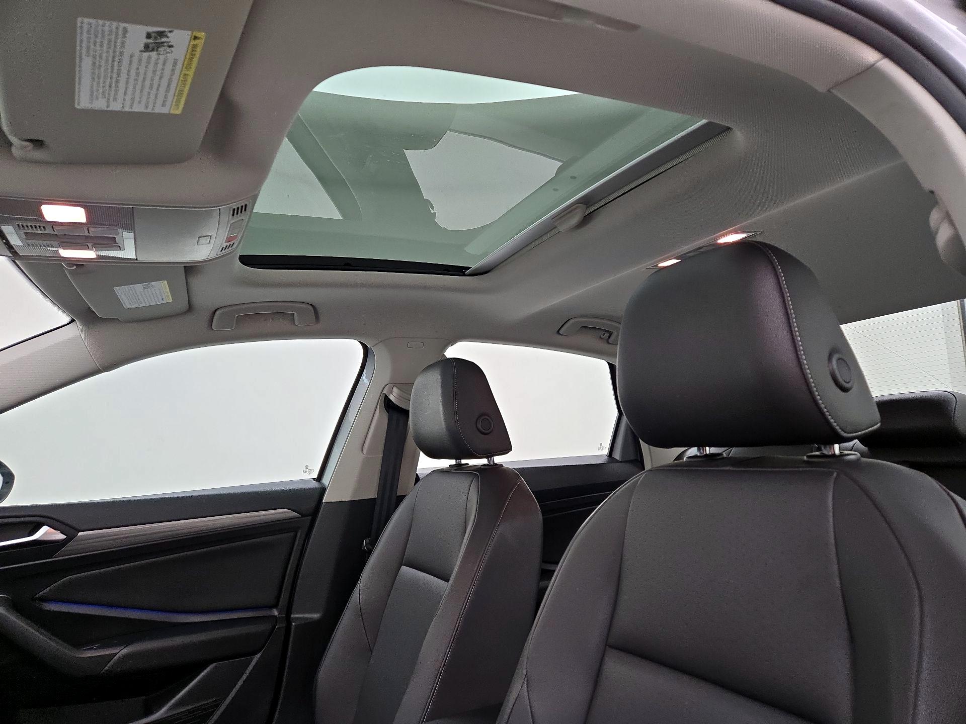 Thumbnail: 2020 Volkswagen Jetta - 19