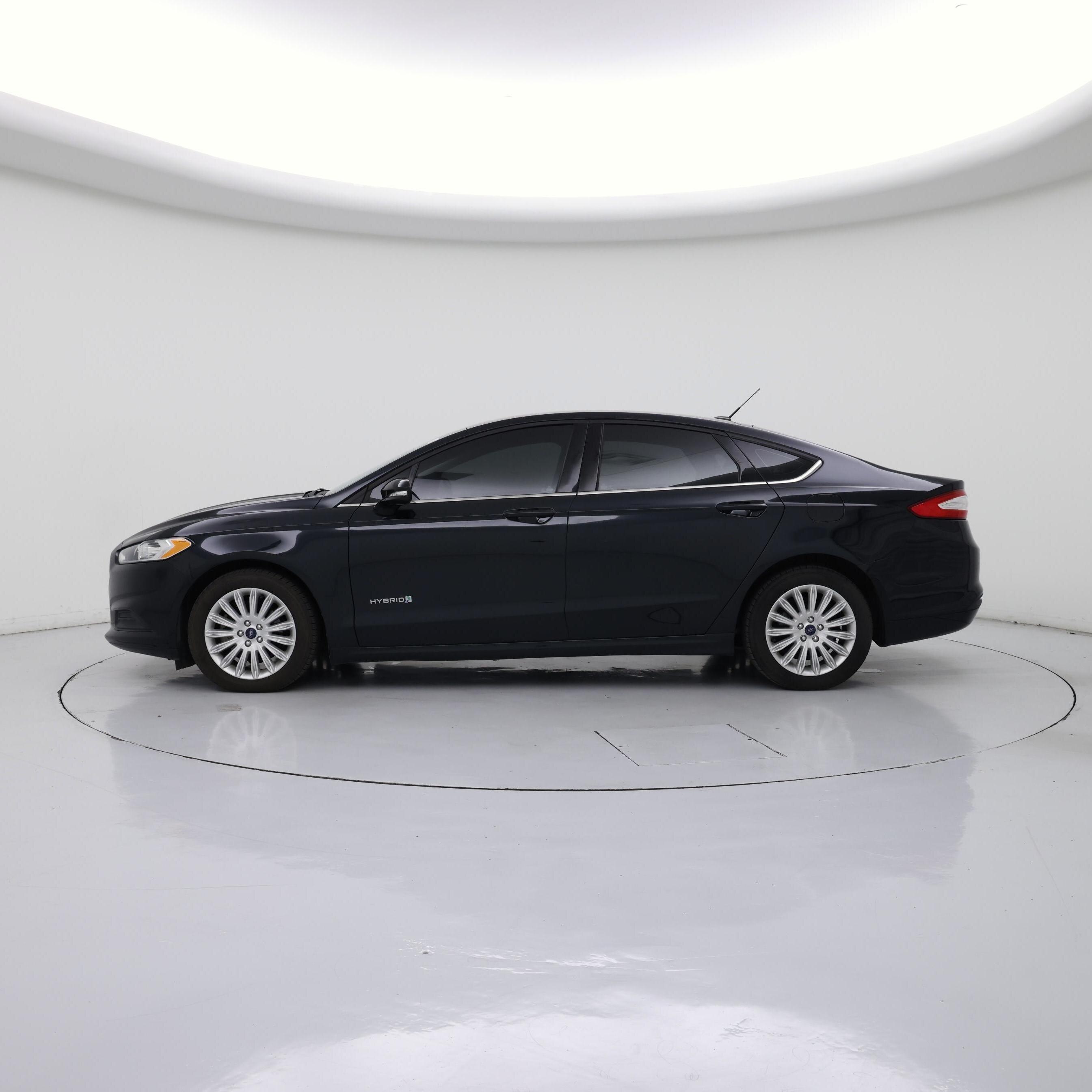 Thumbnail: 2014 Ford Fusion - 3