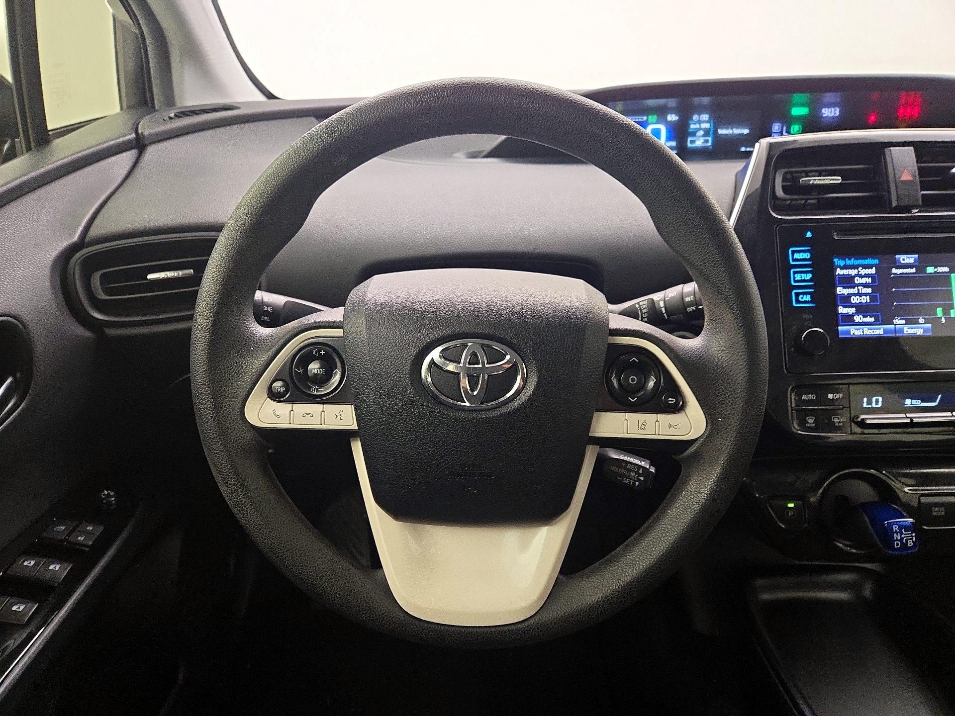 Thumbnail: 2018 Toyota Prius - 10