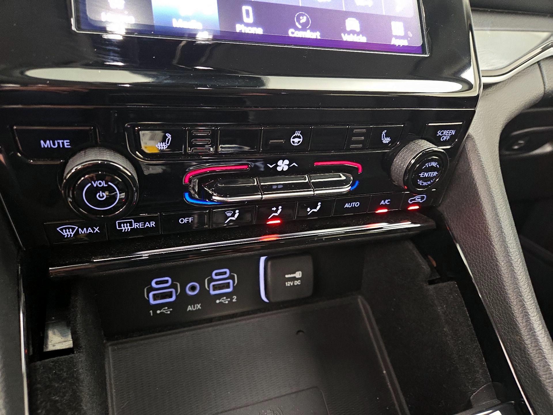 Thumbnail: 2022 Jeep Grand Cherokee L - 16