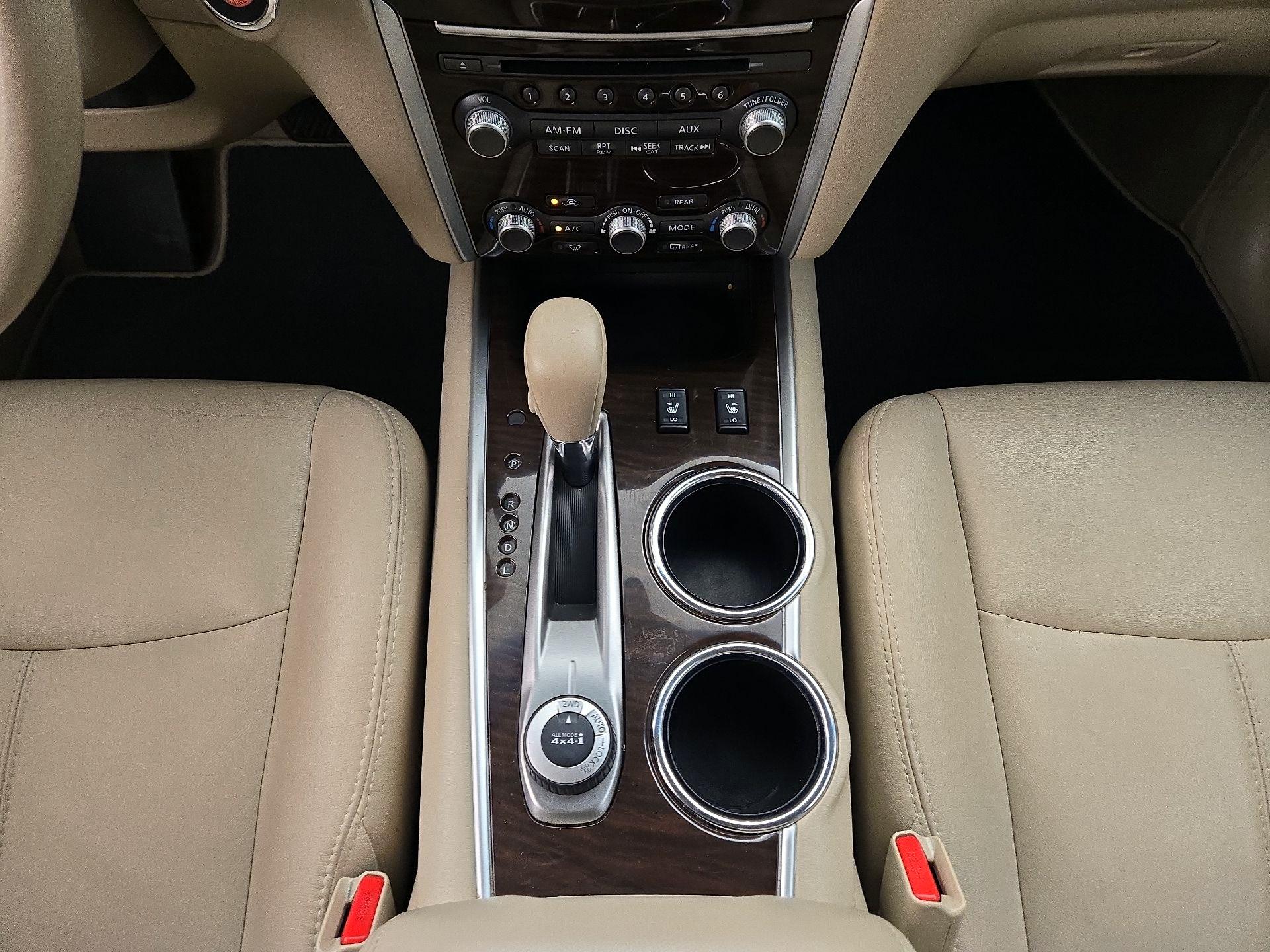 Thumbnail: 2014 Nissan Pathfinder - 17