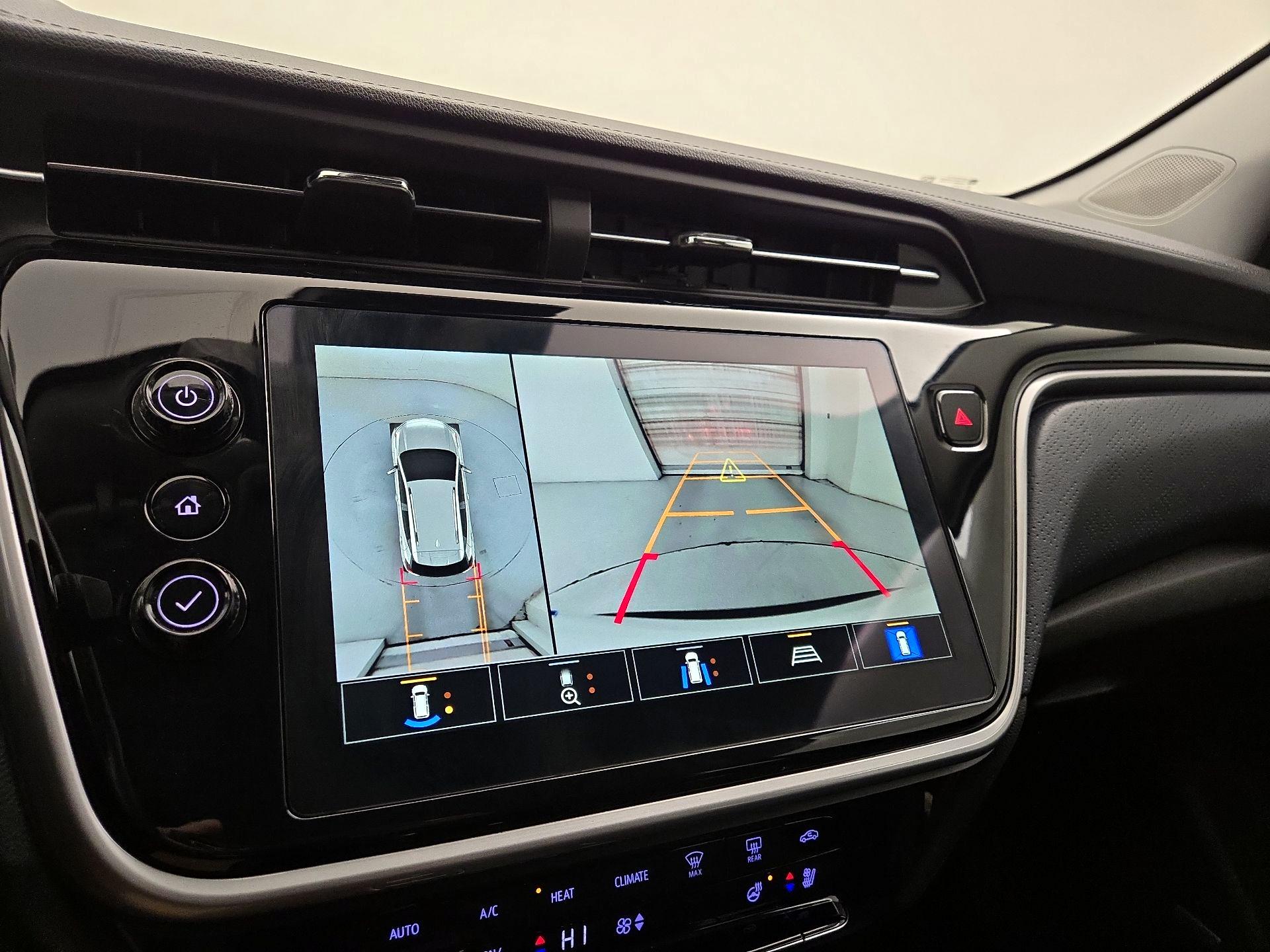 Thumbnail: 2022 Chevrolet Bolt EUV - 15