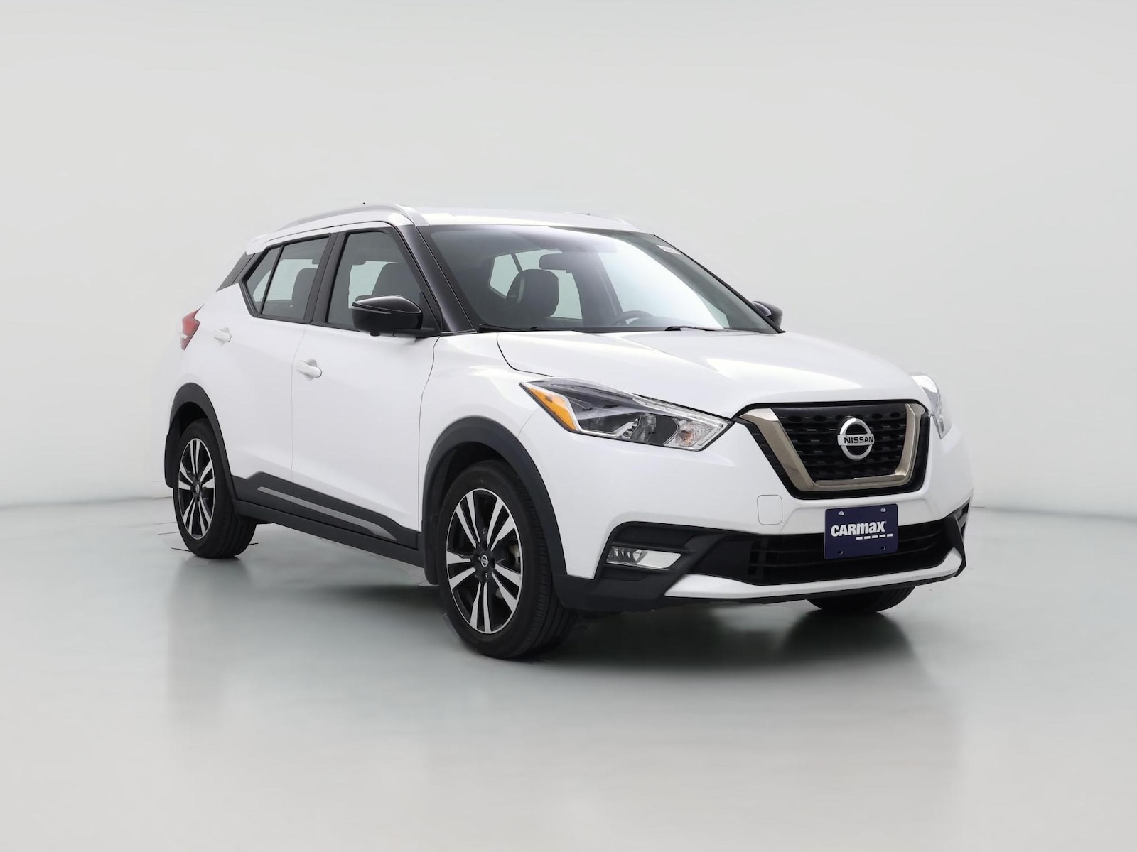 2019 Nissan Kicks SR