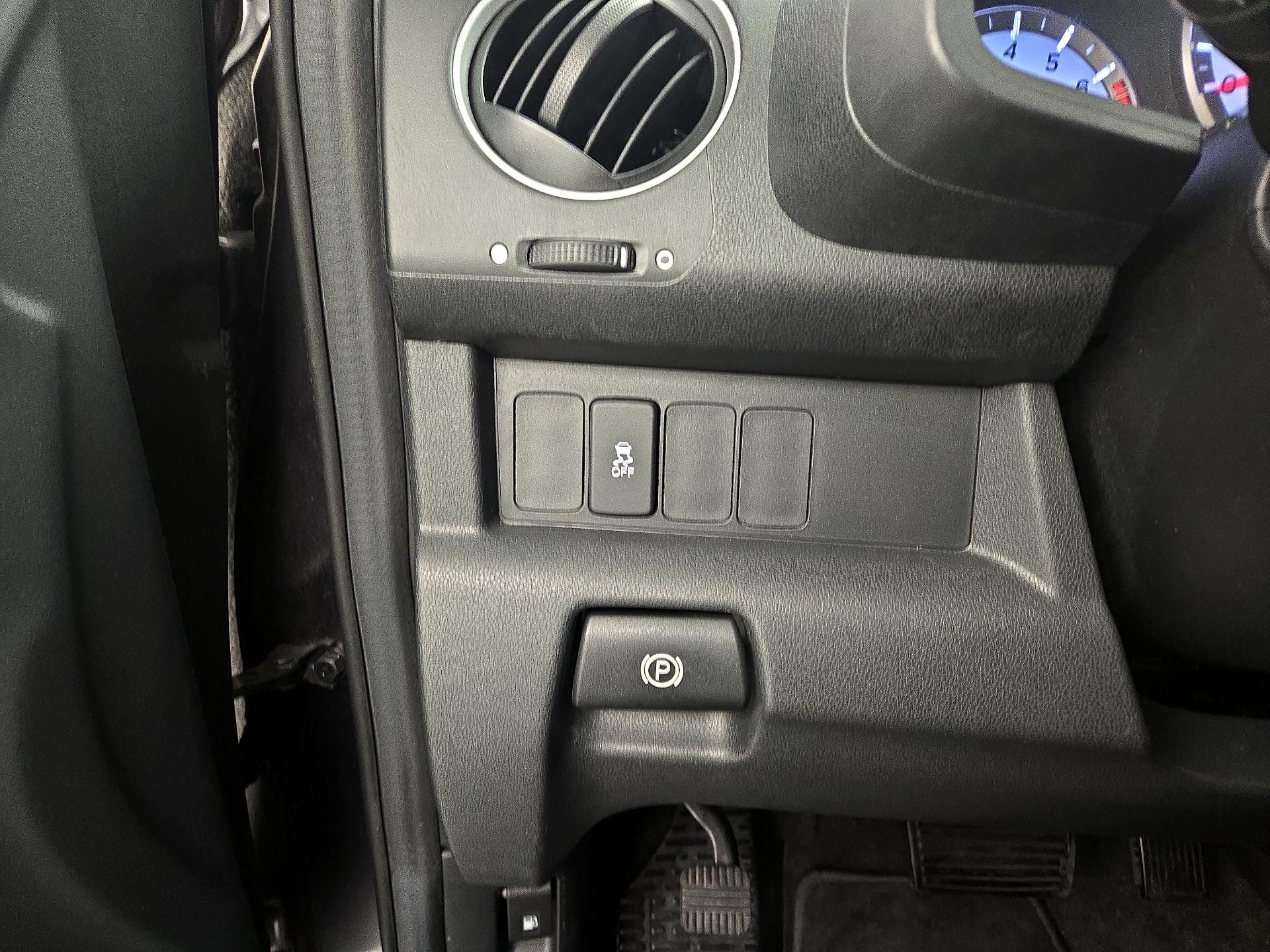 Thumbnail: 2014 Honda Pilot - 13