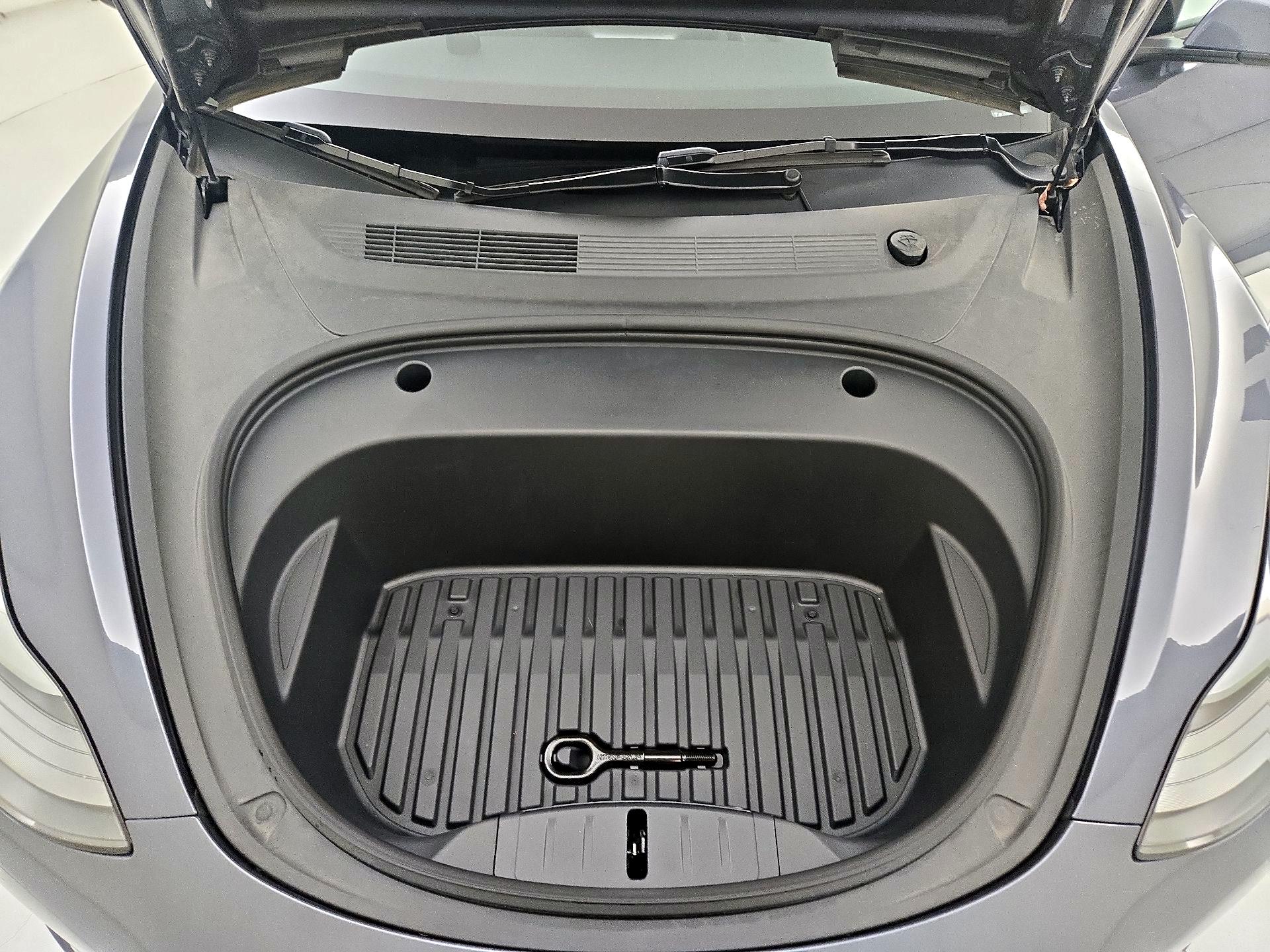 Thumbnail: 2023 Tesla Model 3 - 20