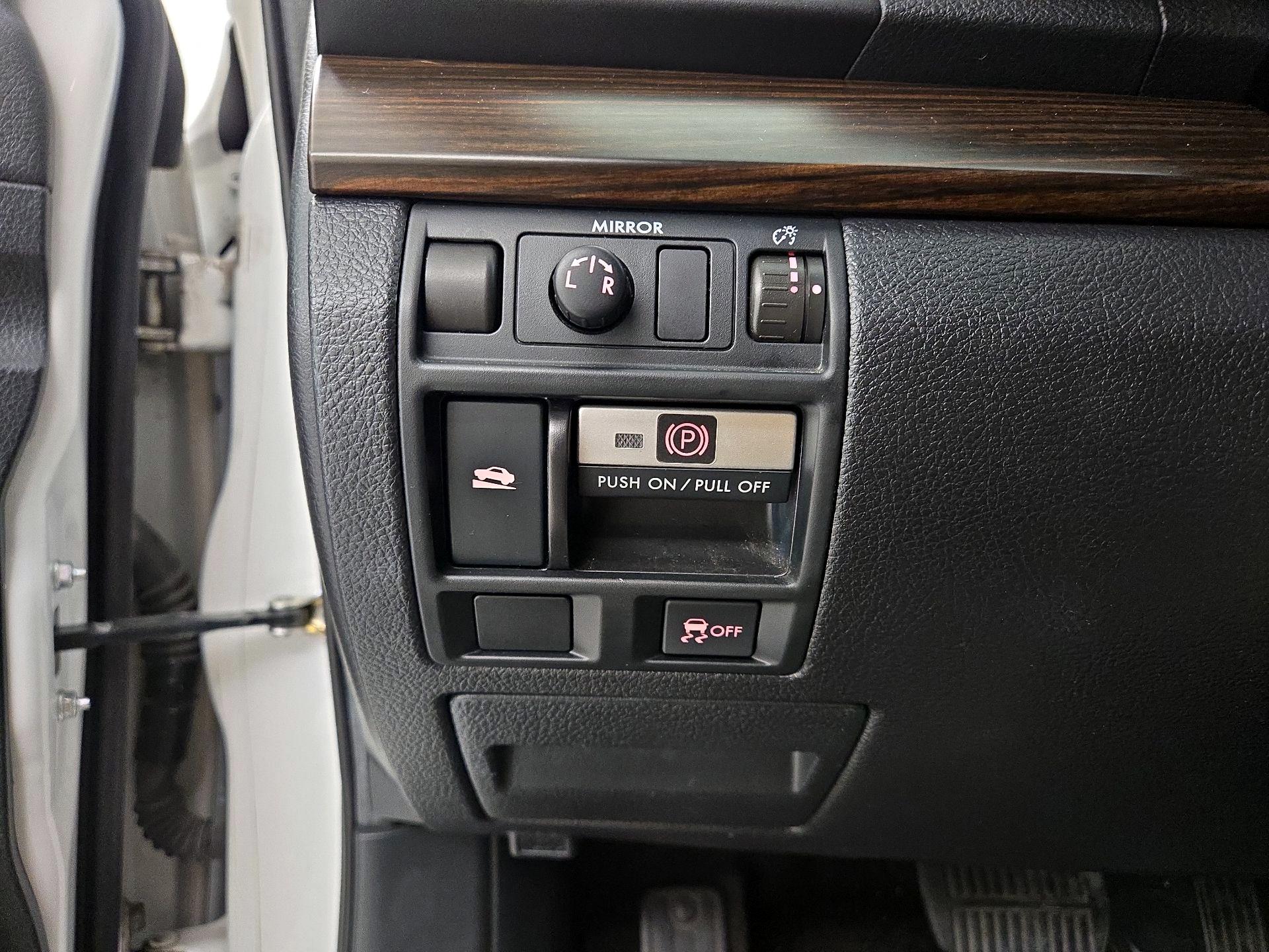 Thumbnail: 2014 Subaru Outback - 13