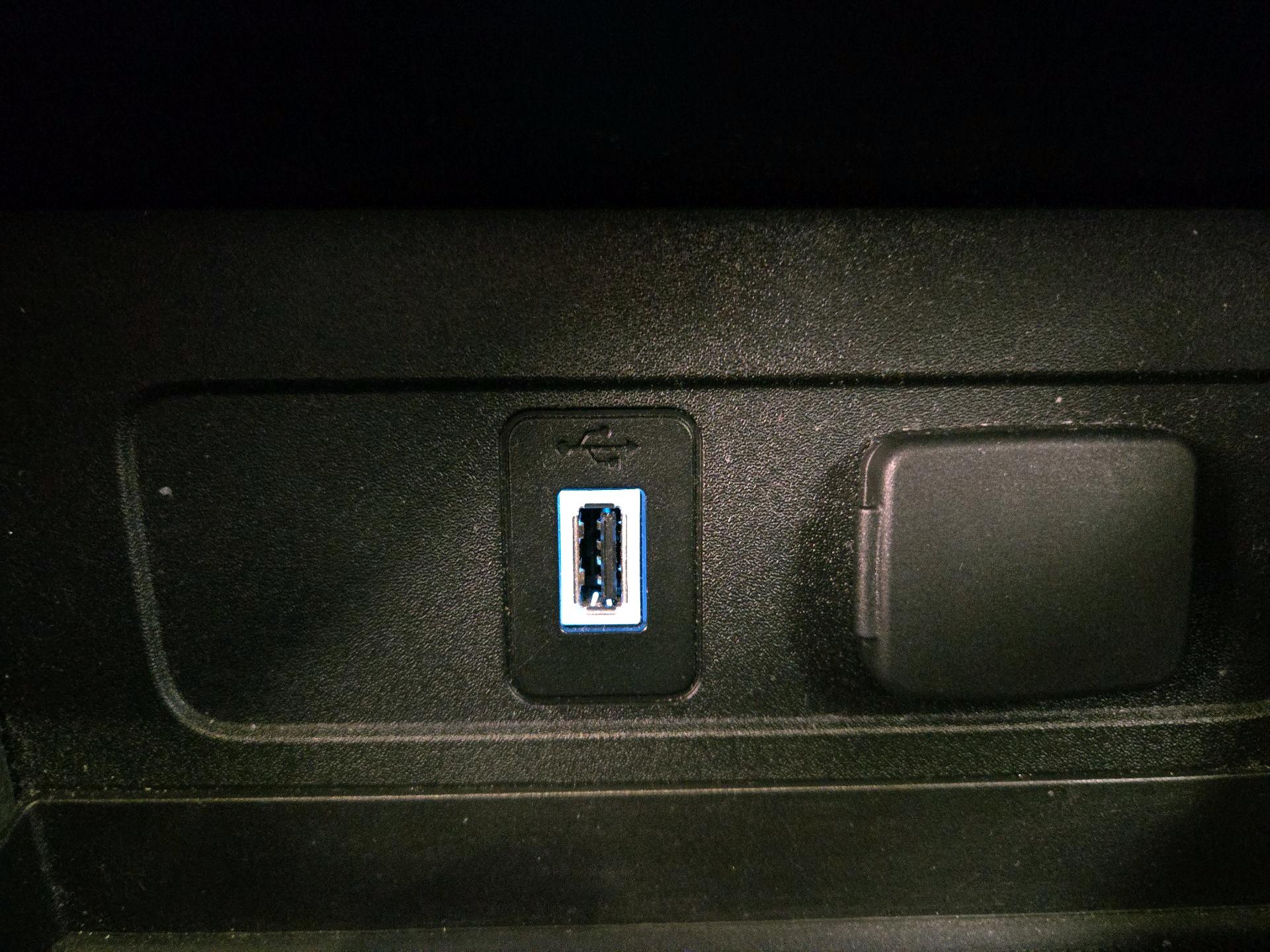 Thumbnail: 2017 Ford Escape - 18