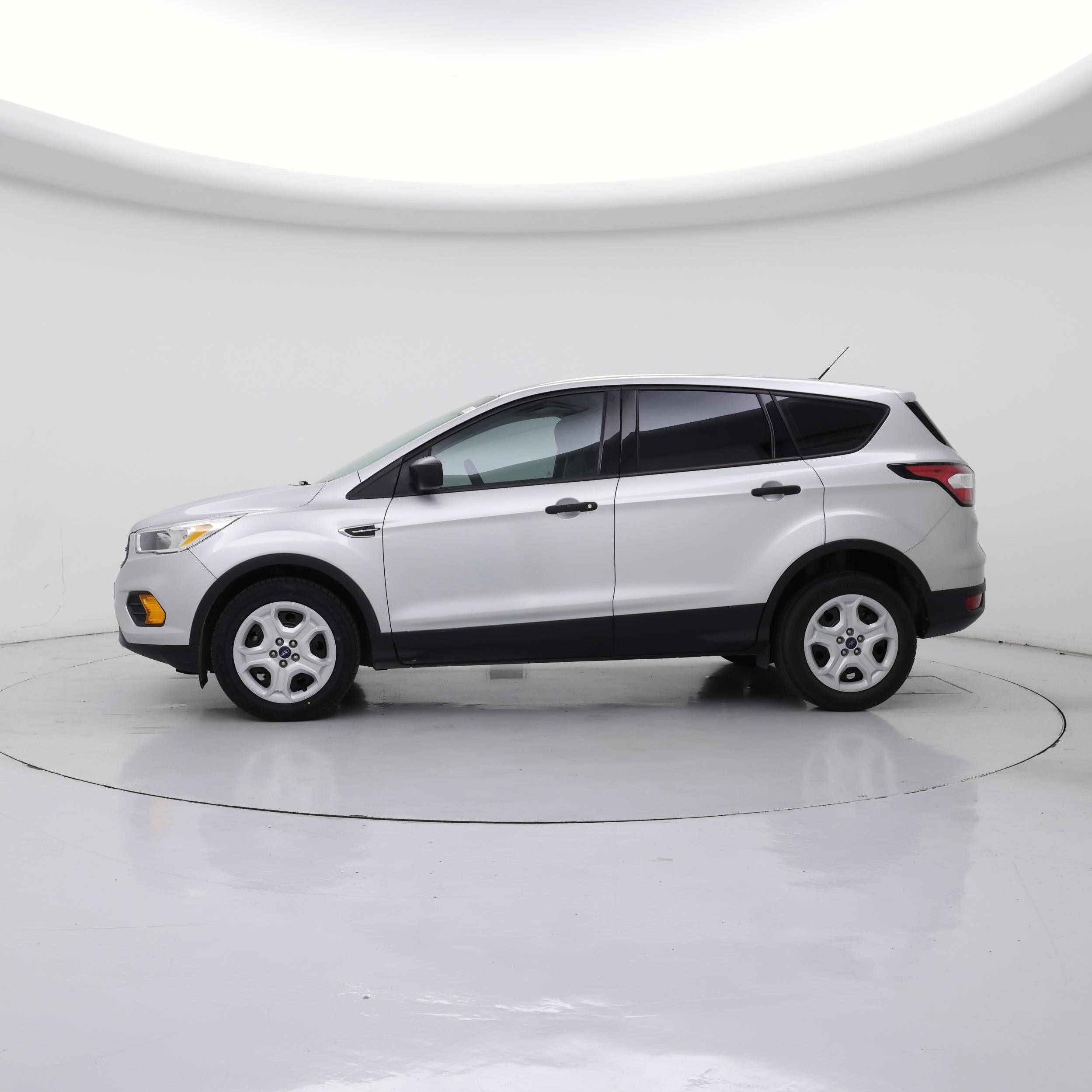 Thumbnail: 2017 Ford Escape - 3