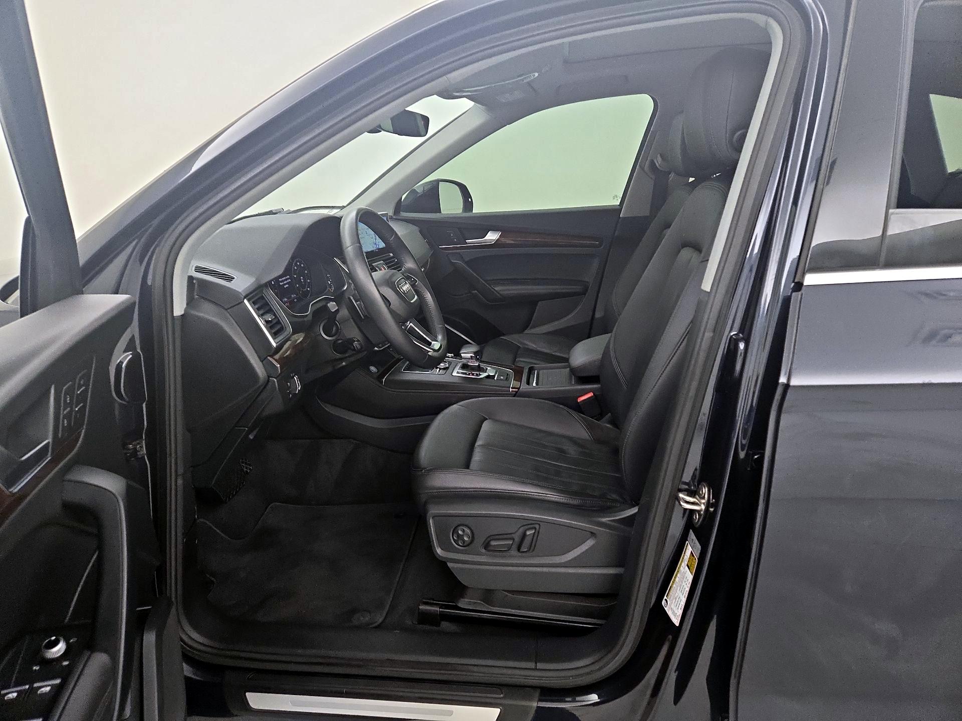 Thumbnail: 2019 Audi Q5 - 11