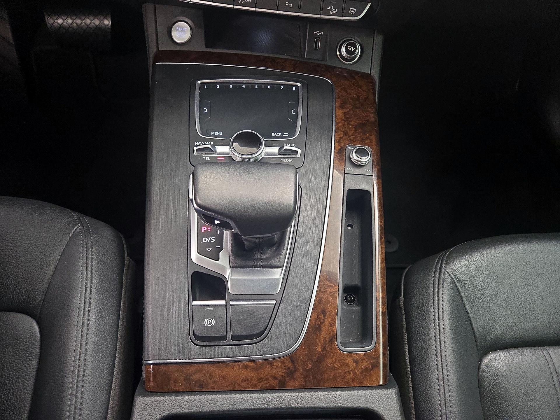 Thumbnail: 2019 Audi Q5 - 18