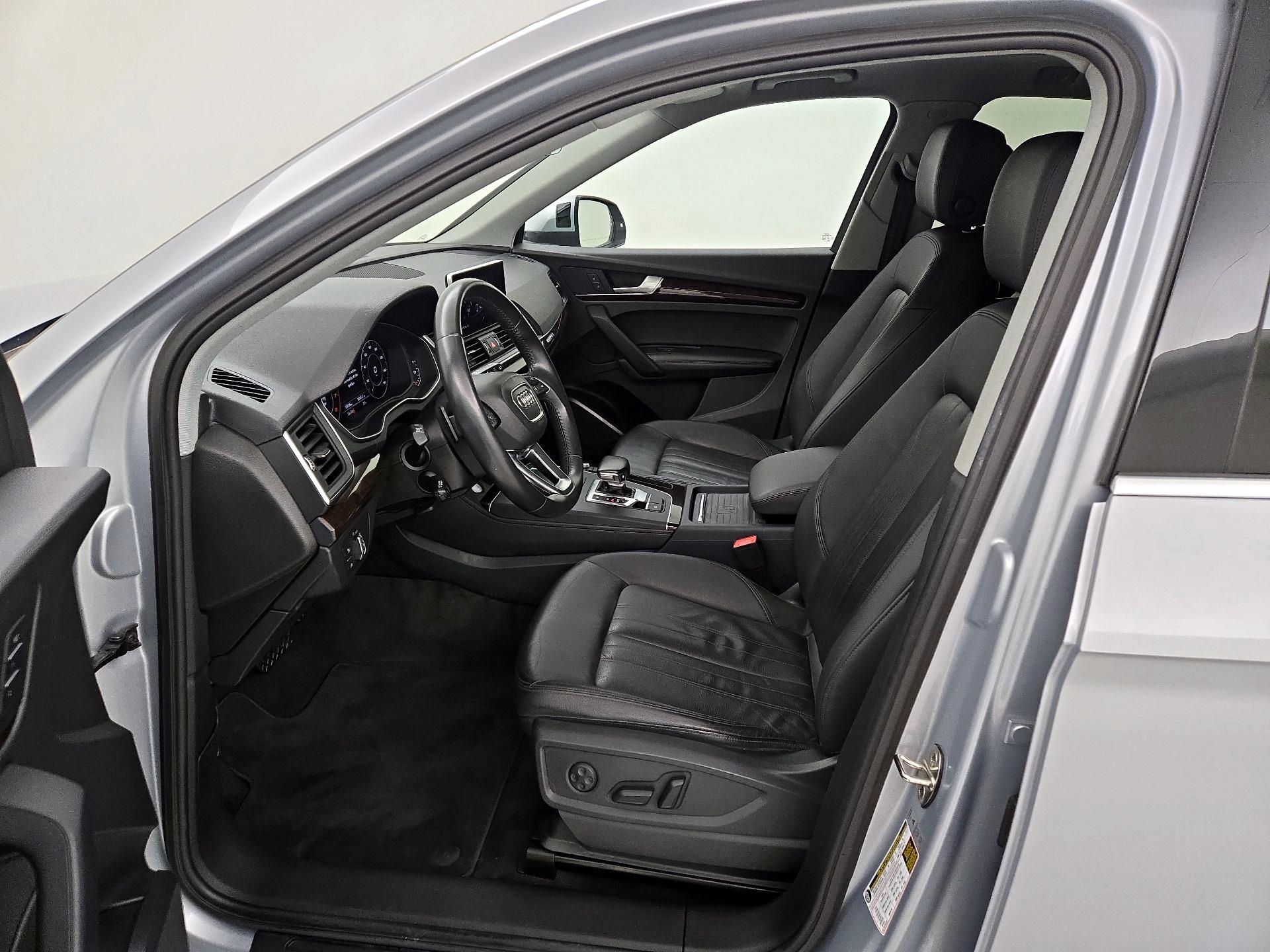 Thumbnail: 2019 Audi Q5 - 11