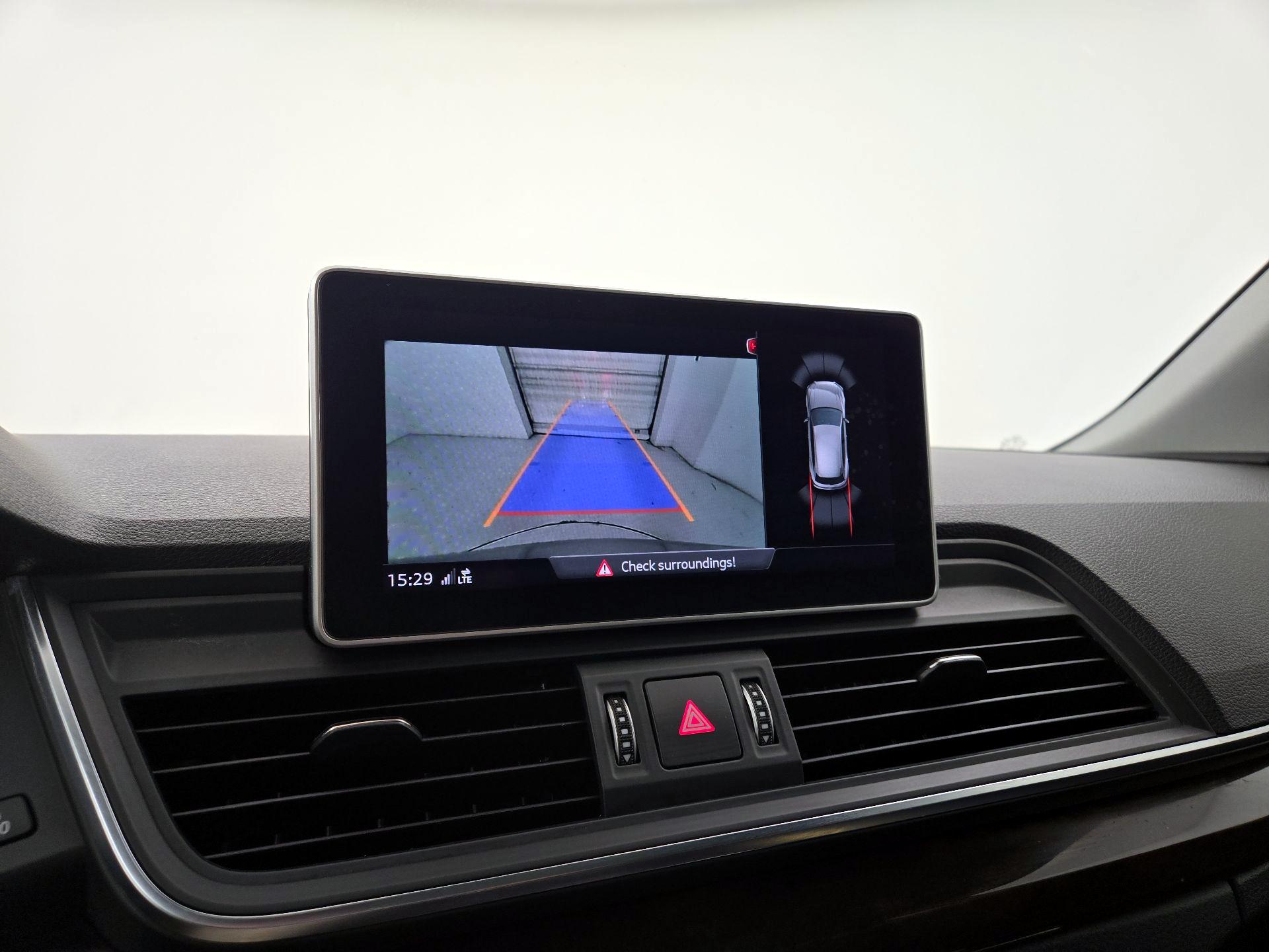 Thumbnail: 2019 Audi Q5 - 15