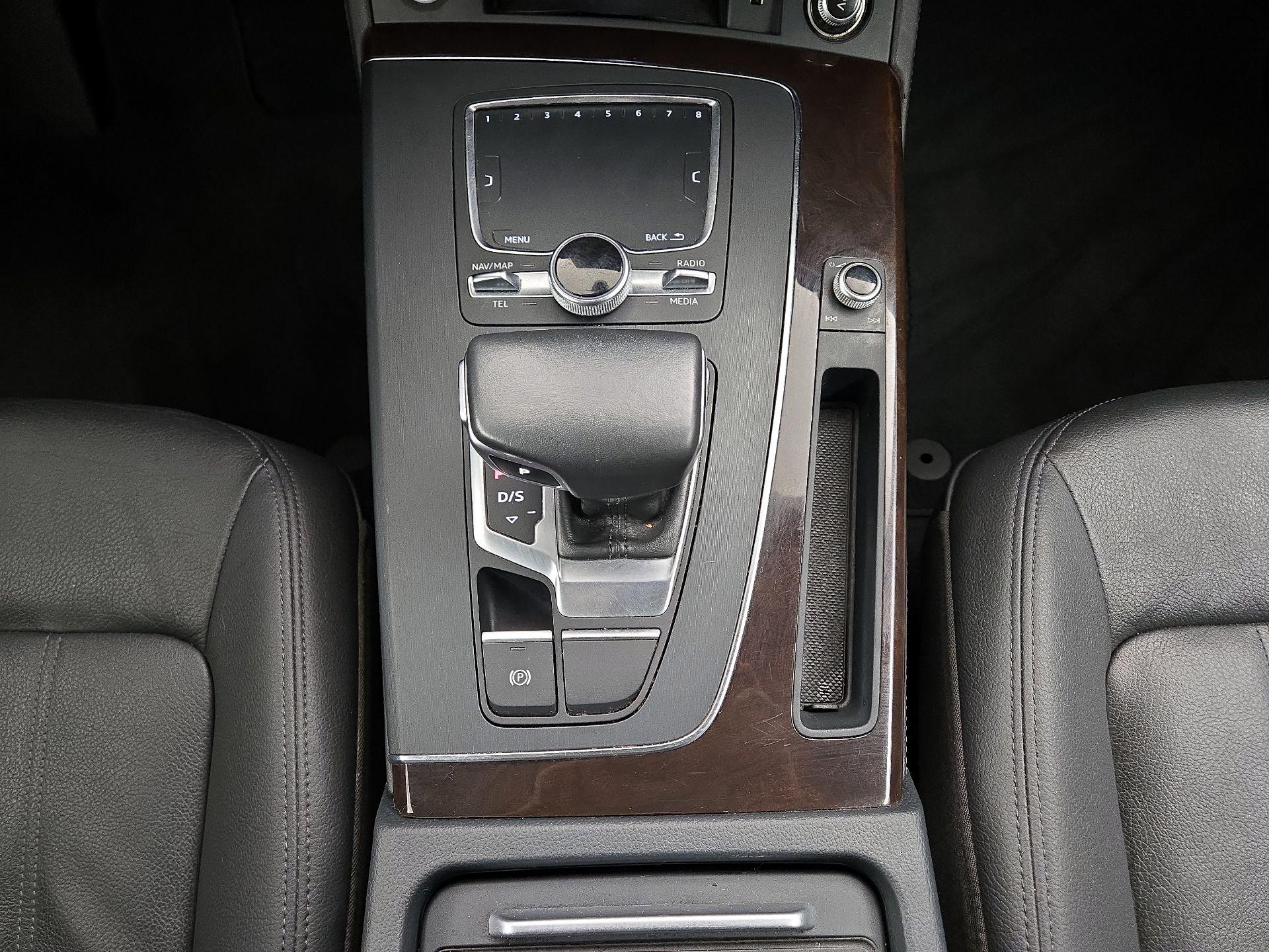 Thumbnail: 2019 Audi Q5 - 18