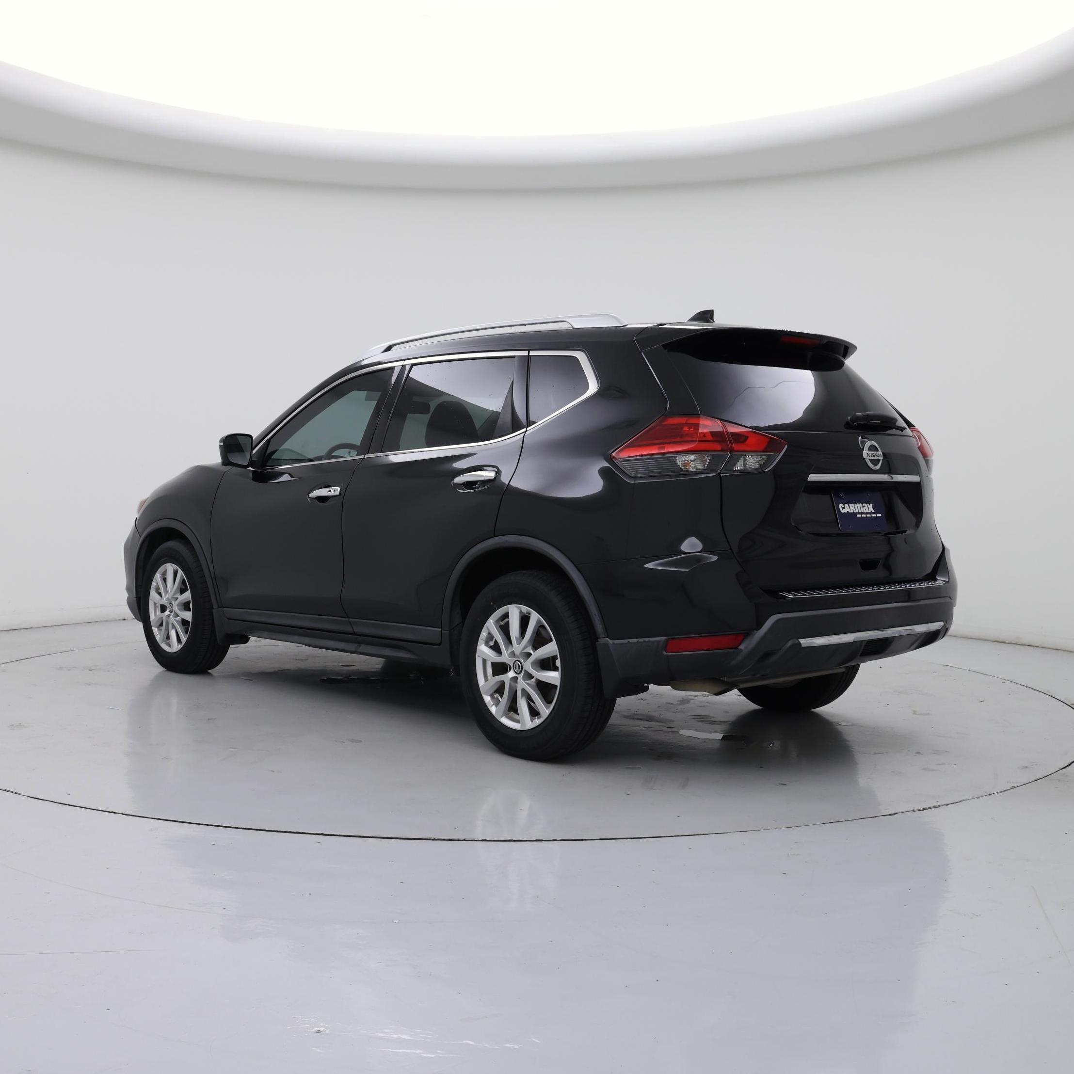 Thumbnail: 2017 Nissan Rogue - 2
