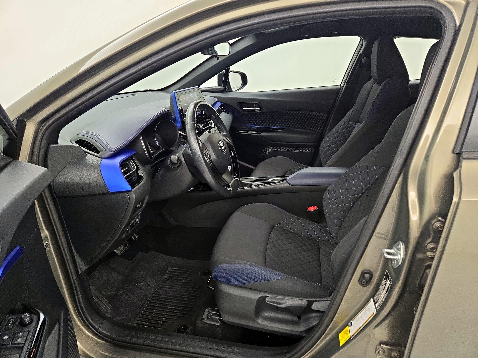 Thumbnail: 2021 Toyota C-HR - 11