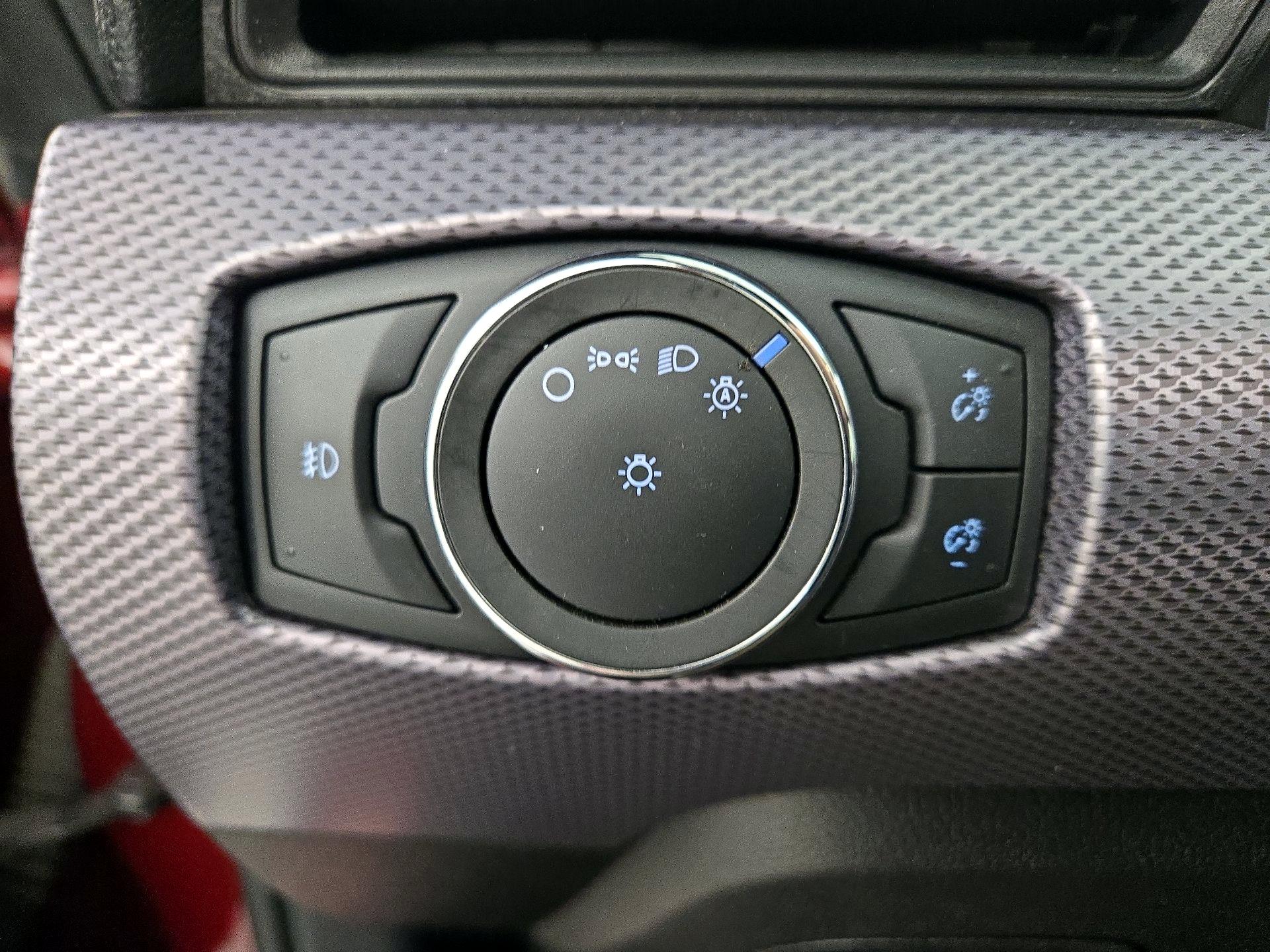 Thumbnail: 2015 Ford Mustang - 13