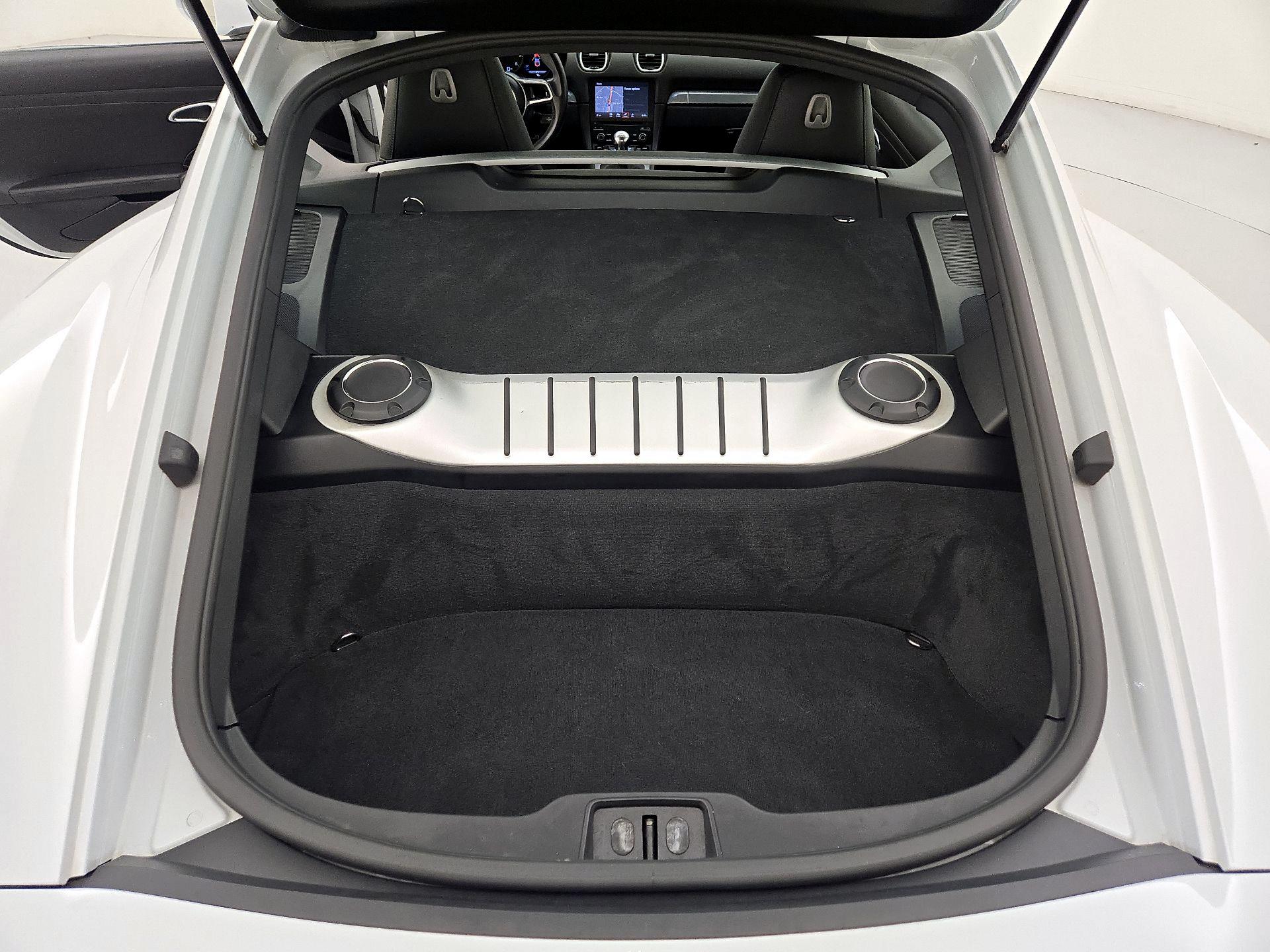 Thumbnail: 2018 Porsche 718 Cayman - 20