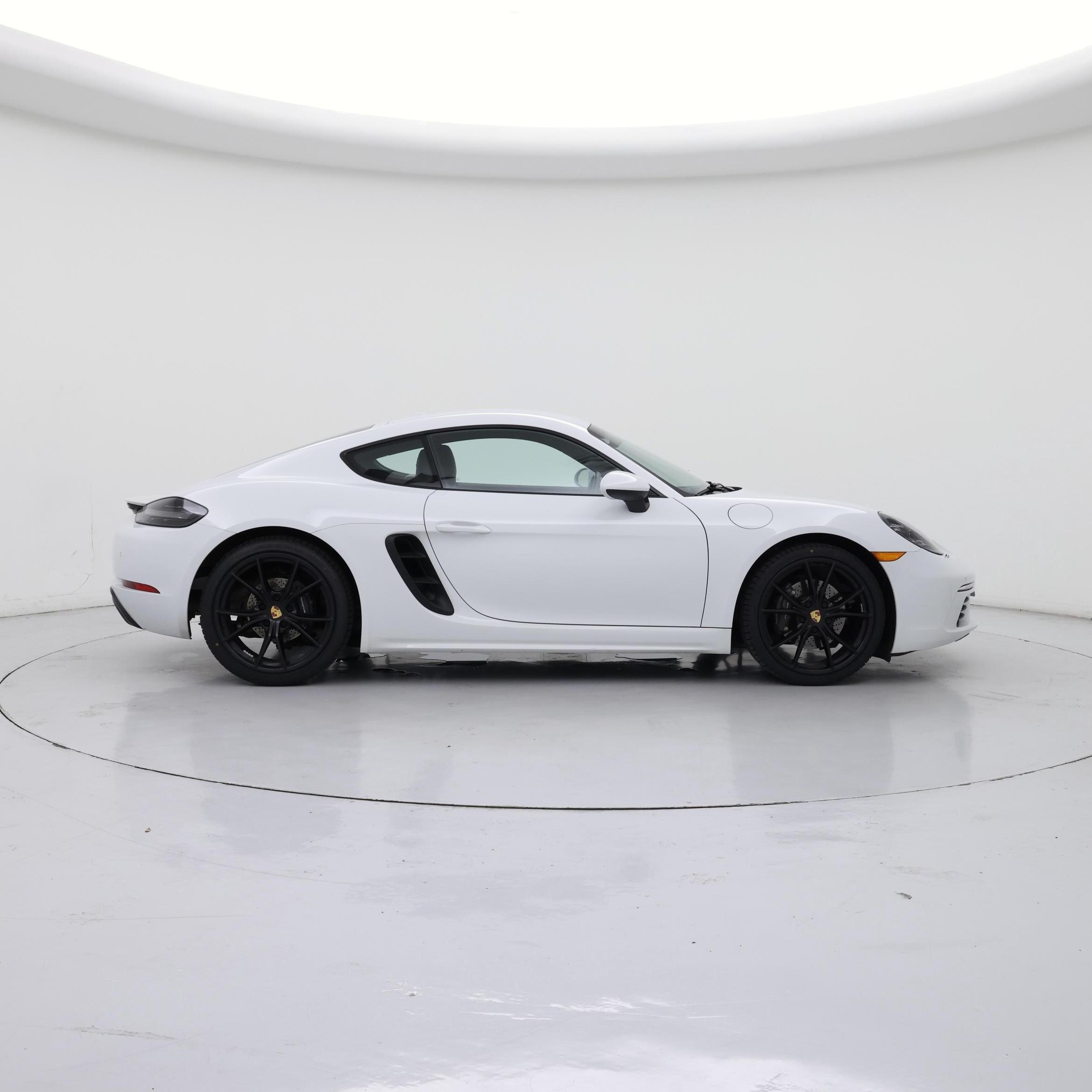 Thumbnail: 2018 Porsche 718 Cayman - 7