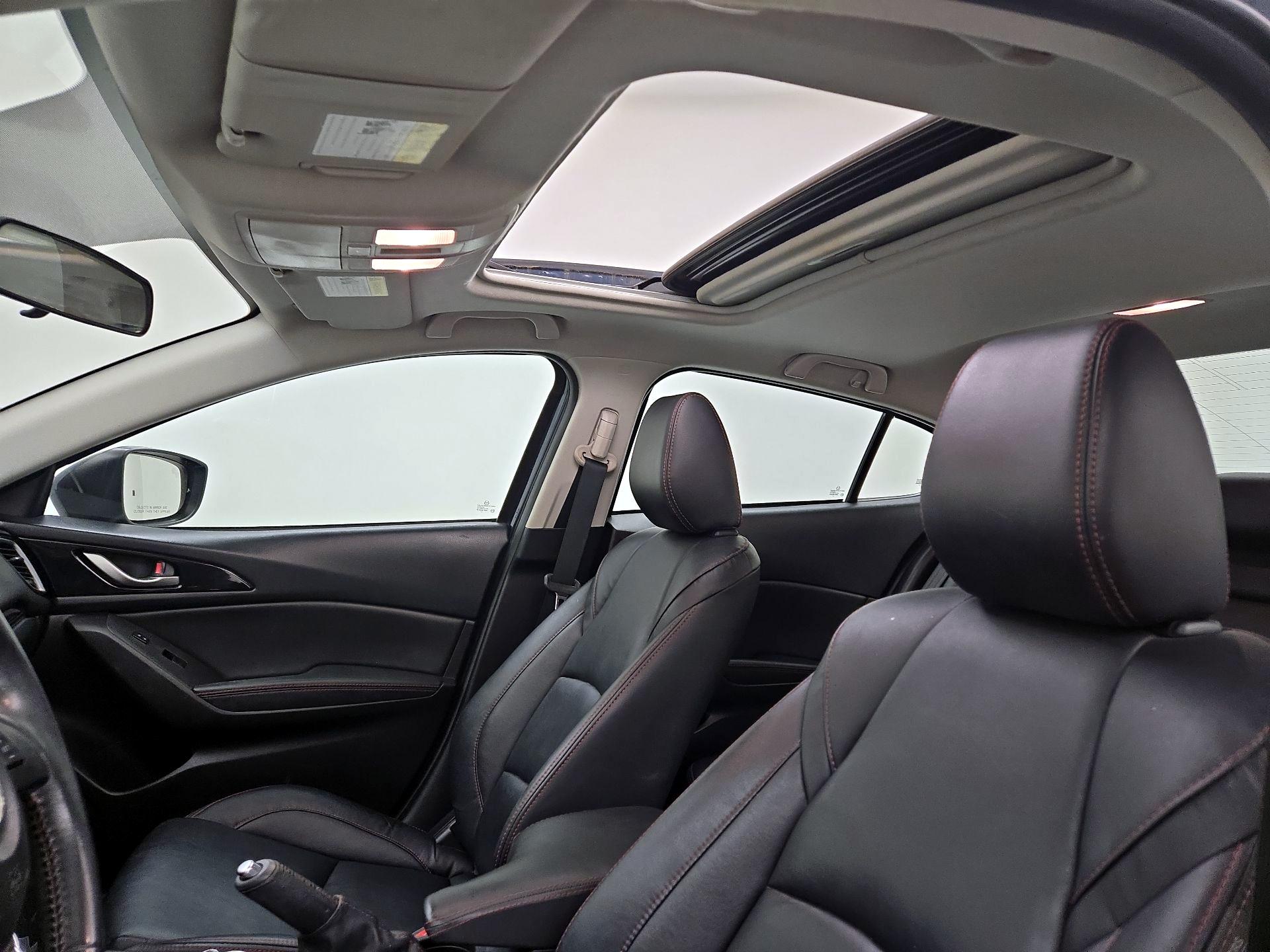 Thumbnail: 2015 Mazda Mazda3 - 20