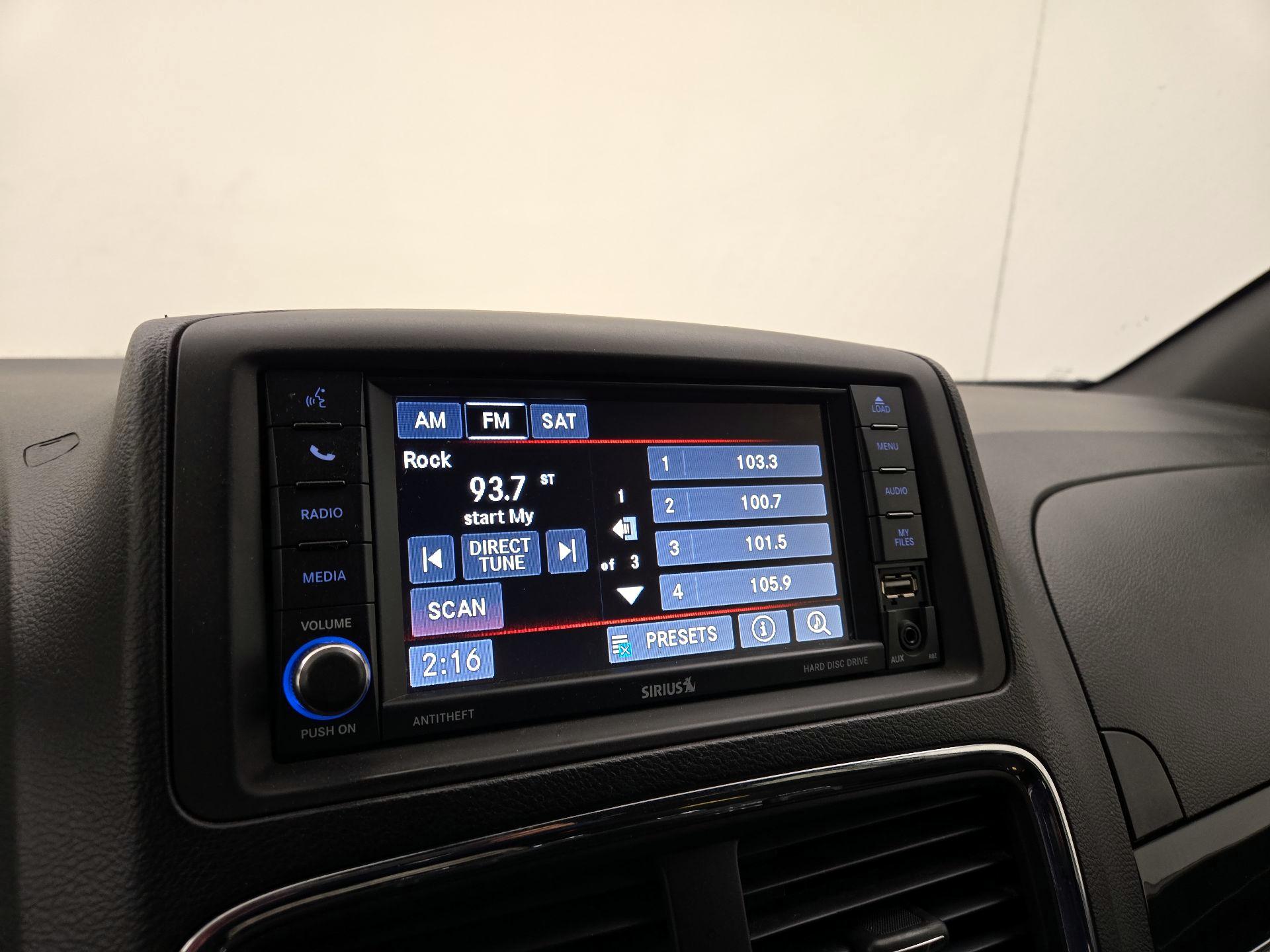 Thumbnail: 2015 Dodge Grand Caravan - 15