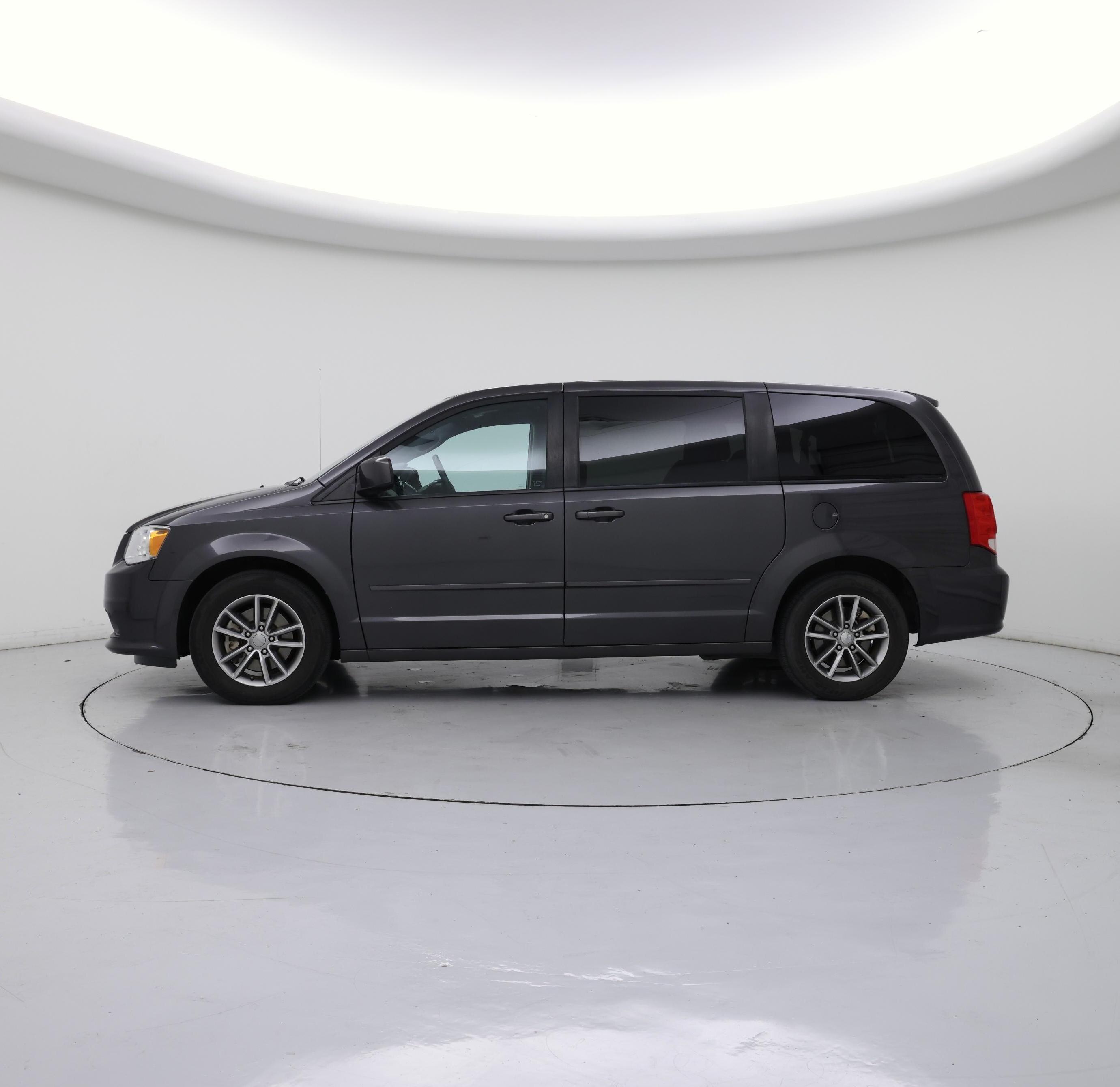 Thumbnail: 2015 Dodge Grand Caravan - 3