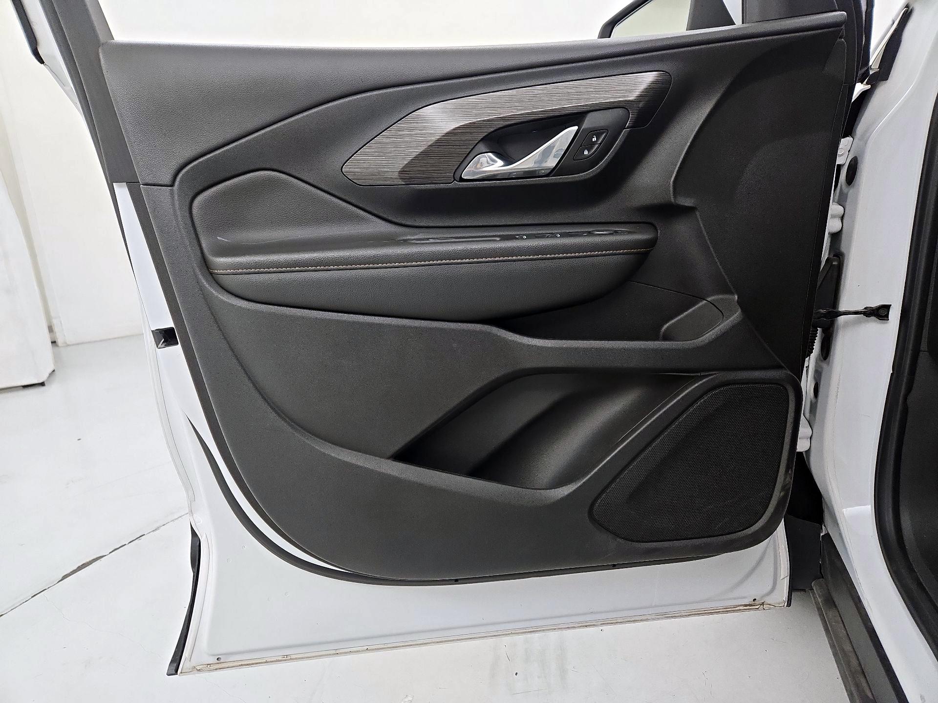 Thumbnail: 2020 GMC Terrain - 12