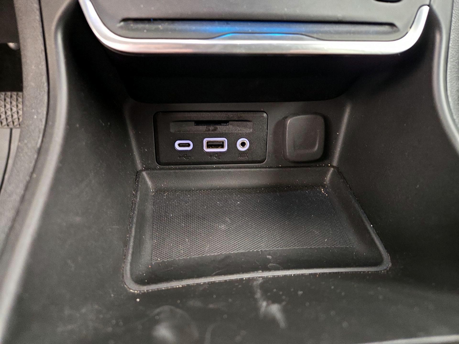 Thumbnail: 2020 GMC Terrain - 18