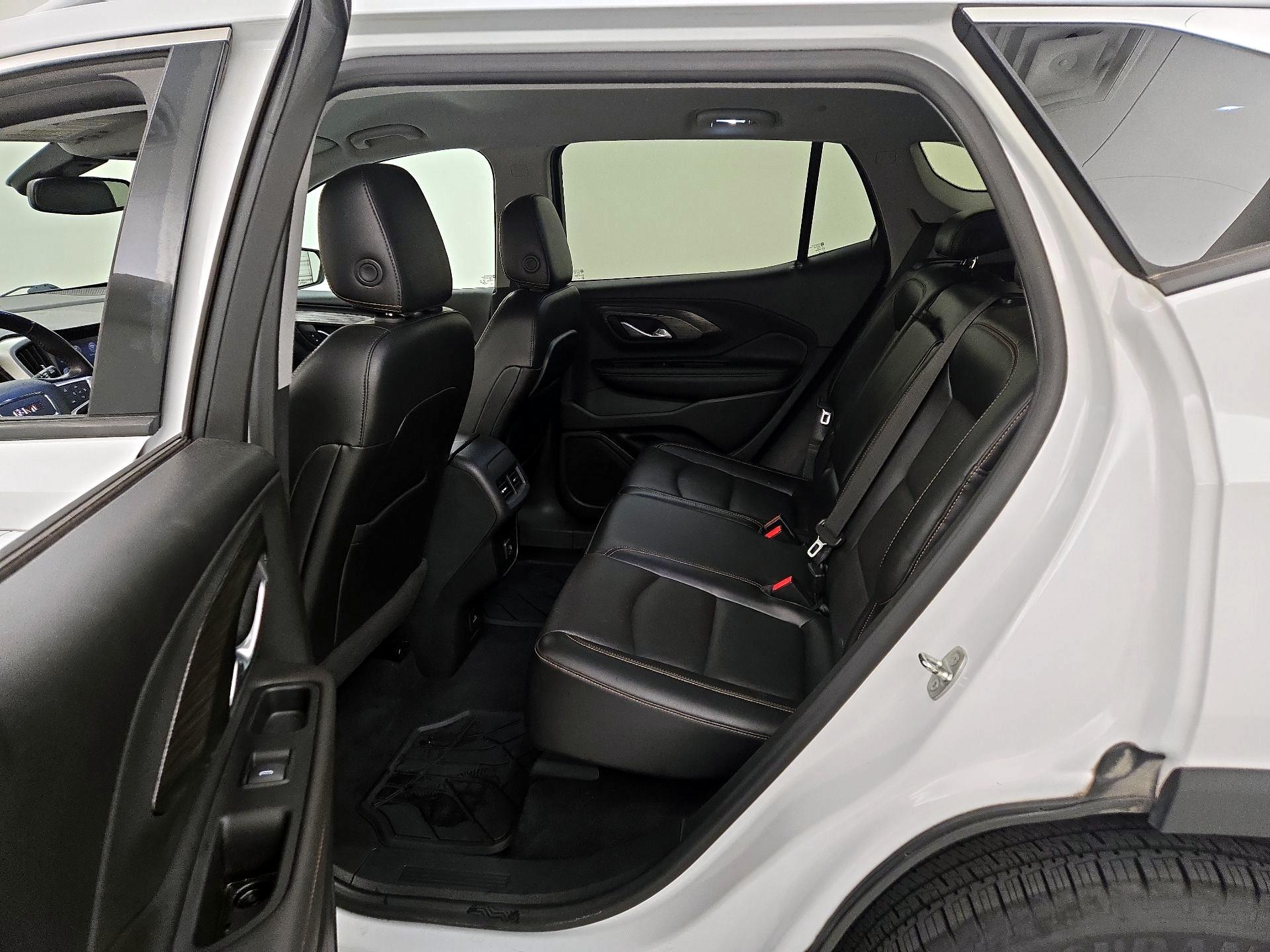 Thumbnail: 2020 GMC Terrain - 19