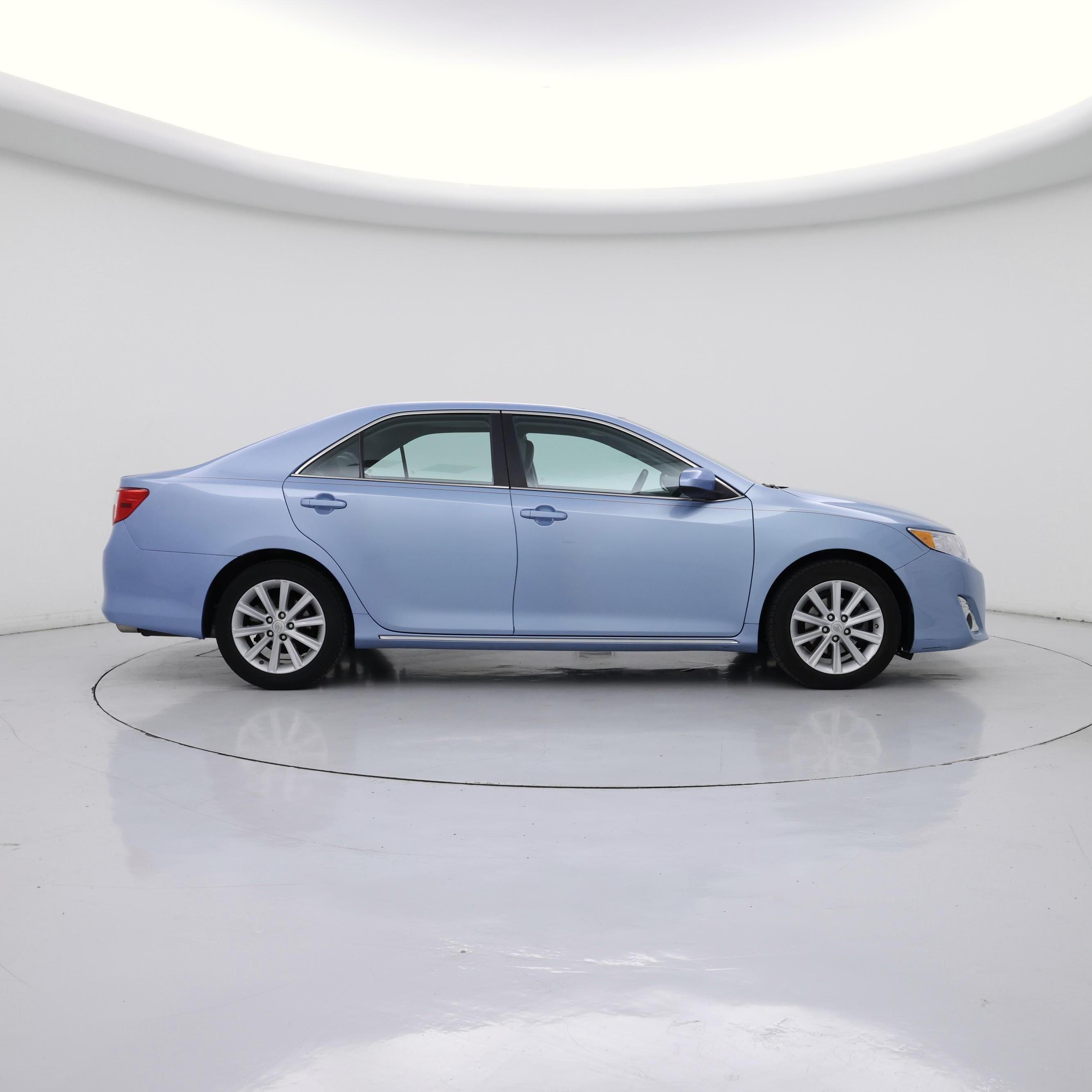 Thumbnail: 2014 Toyota Camry - 7