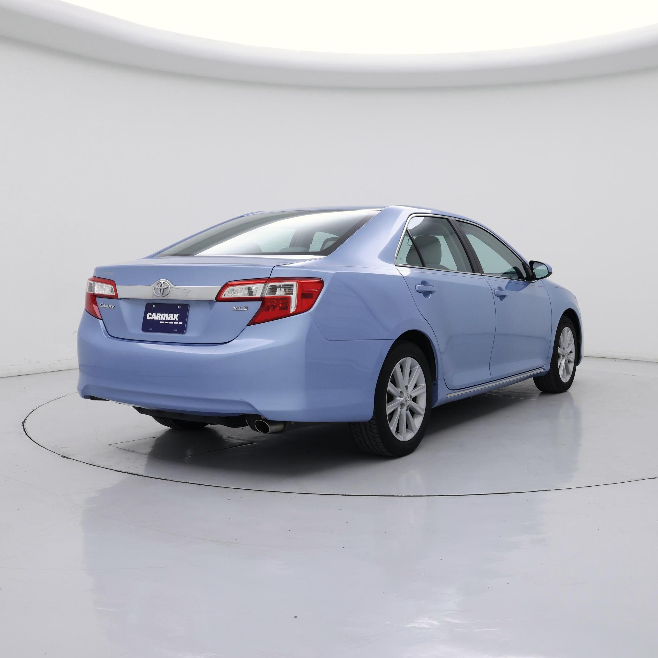 Thumbnail: 2014 Toyota Camry - 8