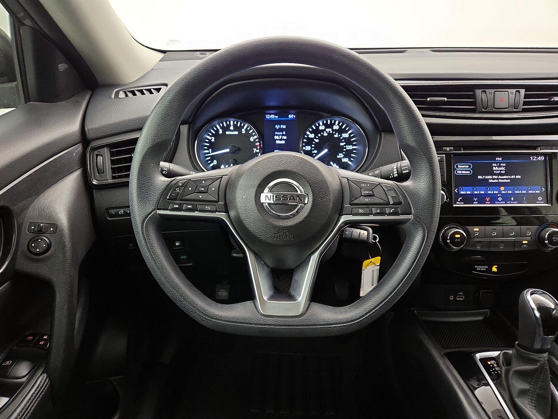 Thumbnail: 2018 Nissan Rogue - 10