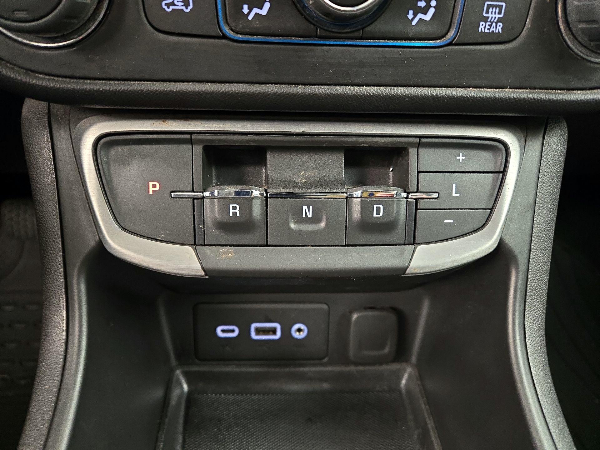 Thumbnail: 2023 GMC Terrain - 17