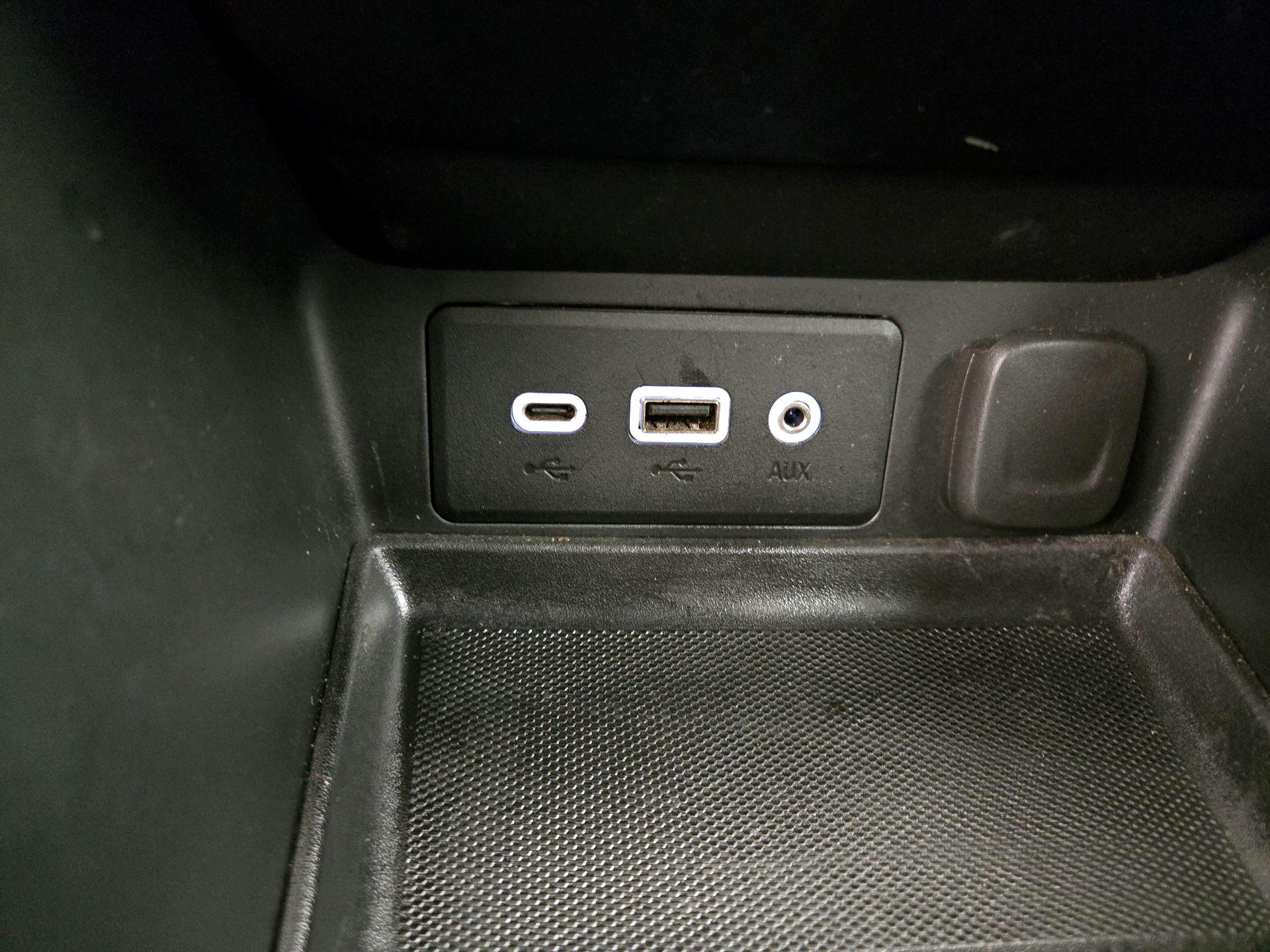 Thumbnail: 2023 GMC Terrain - 18