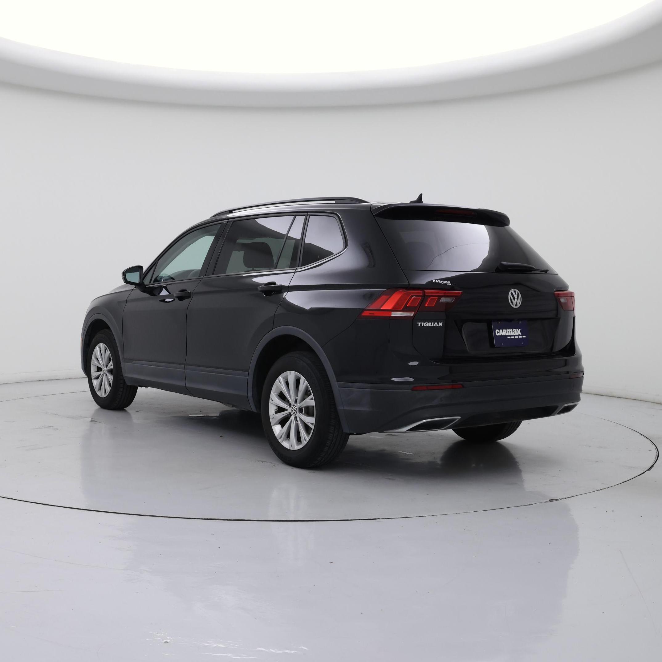 Thumbnail: 2020 Volkswagen Tiguan - 2