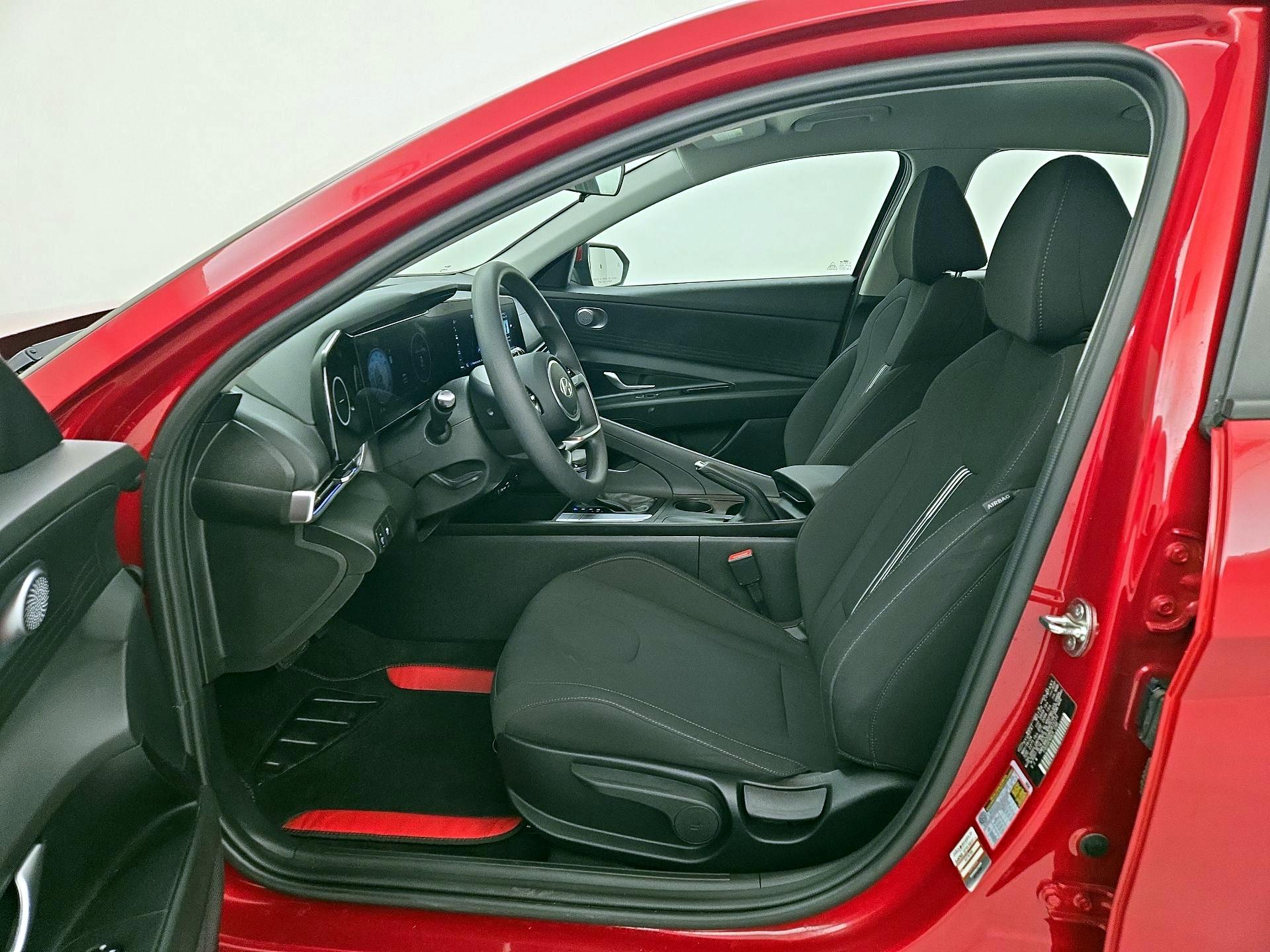 Thumbnail: 2024 Hyundai Elantra - 11