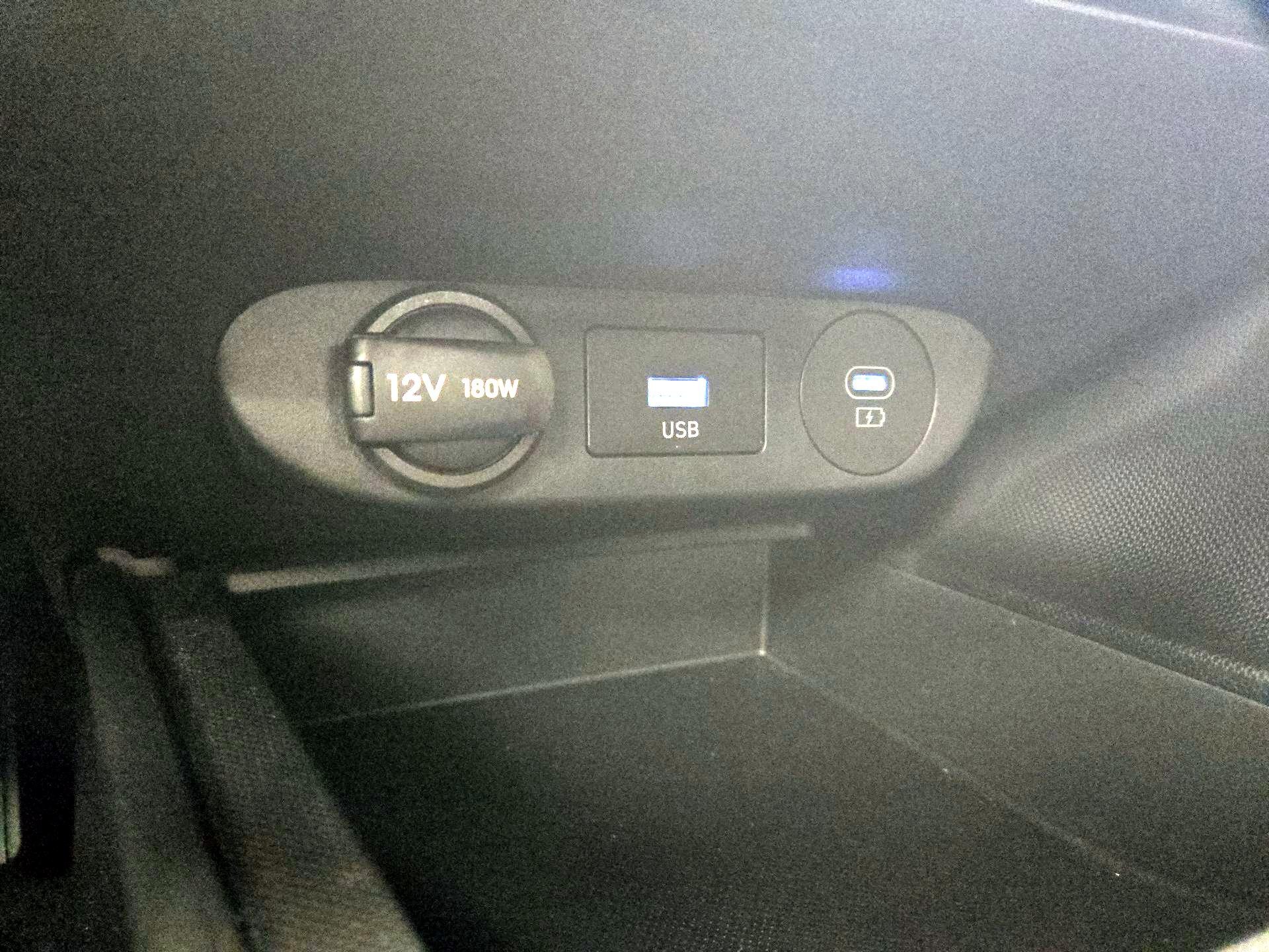 Thumbnail: 2024 Hyundai Elantra - 19